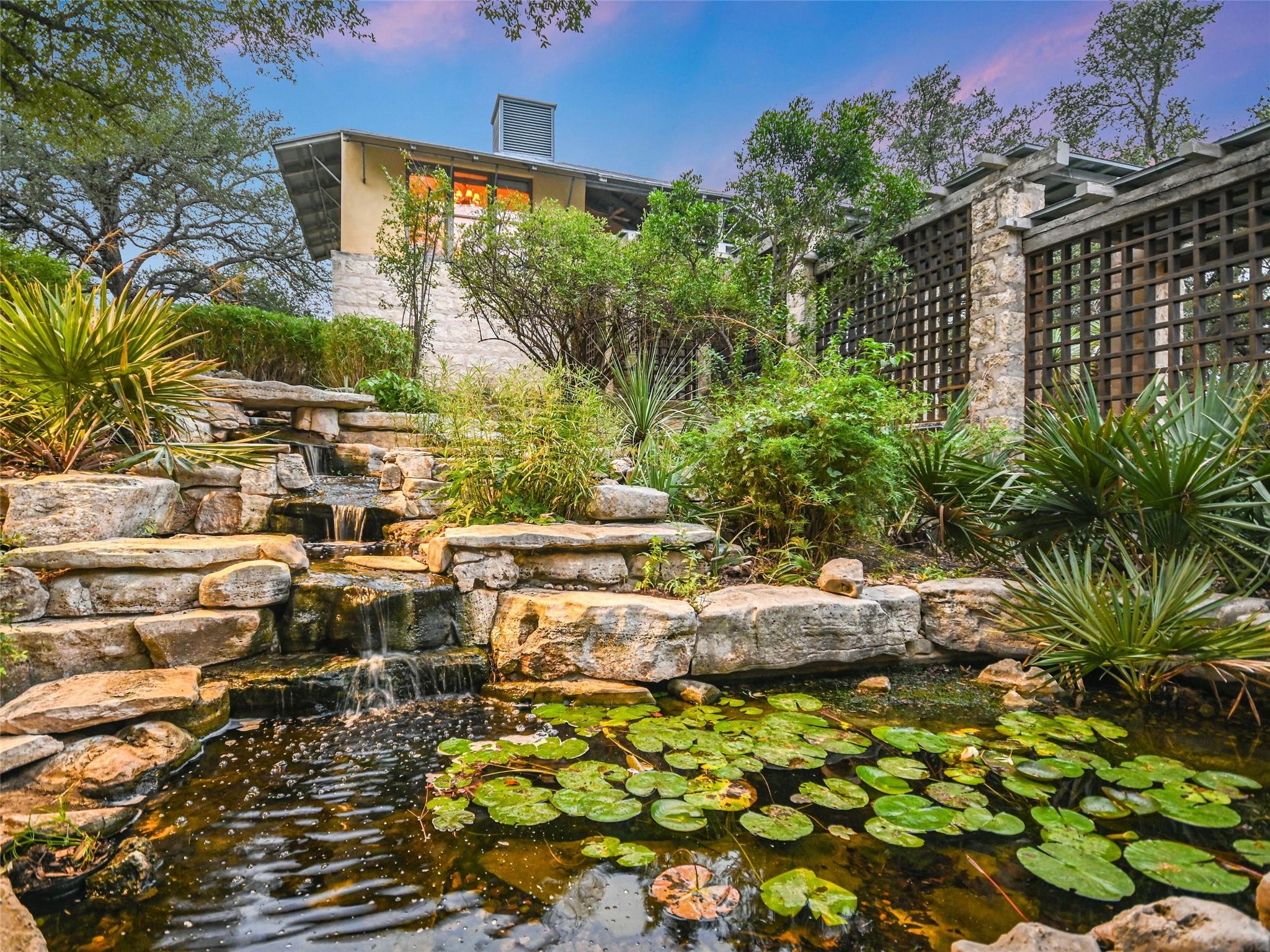 25014 Pedernales Canyon Trl Property Photo 10