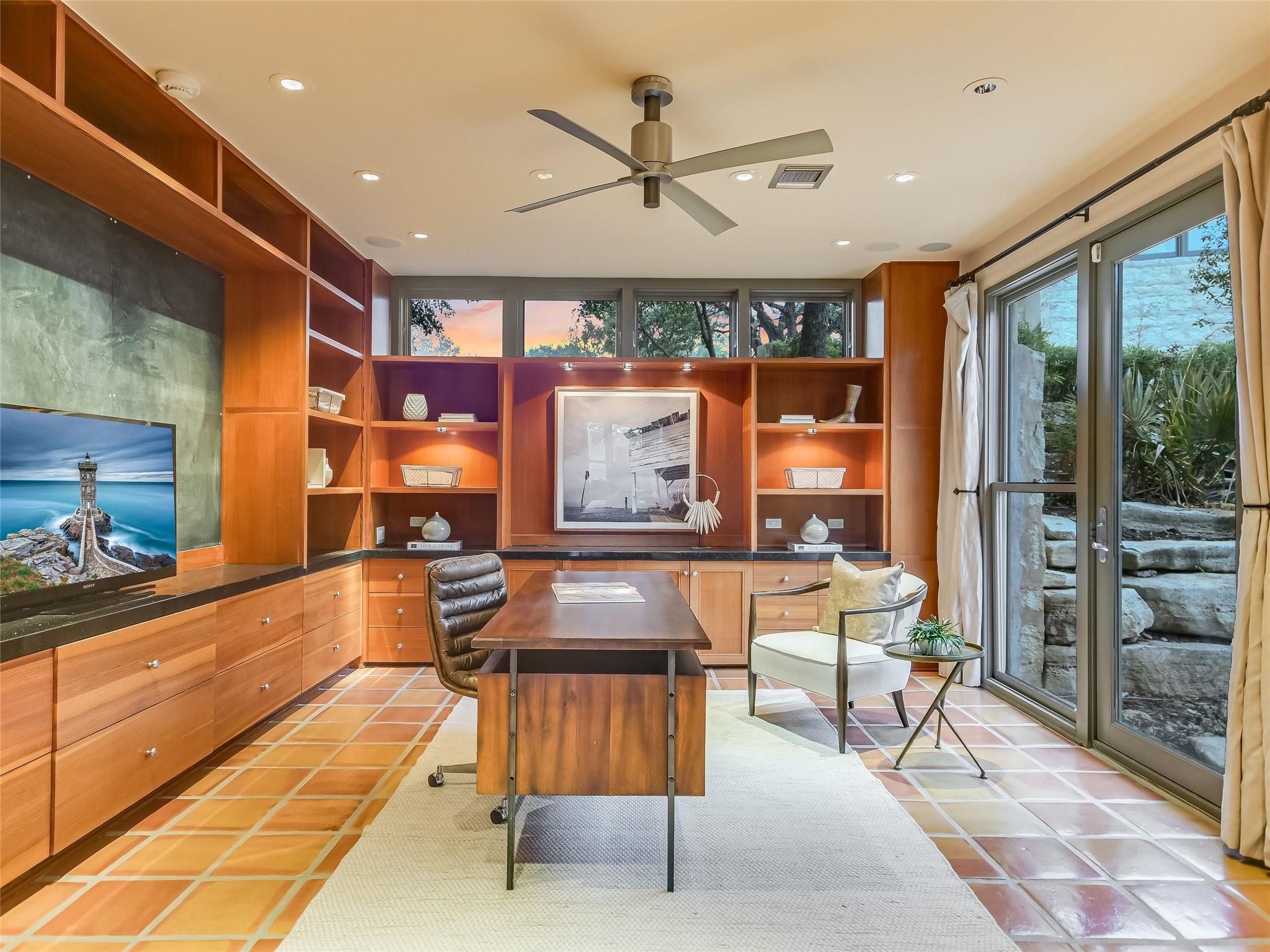 25014 Pedernales Canyon Trl Property Photo 26