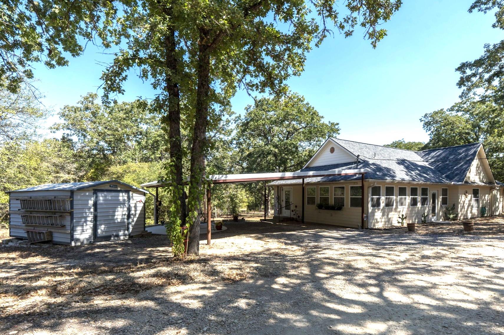 220 Clydesdale Dr Property Photo 1