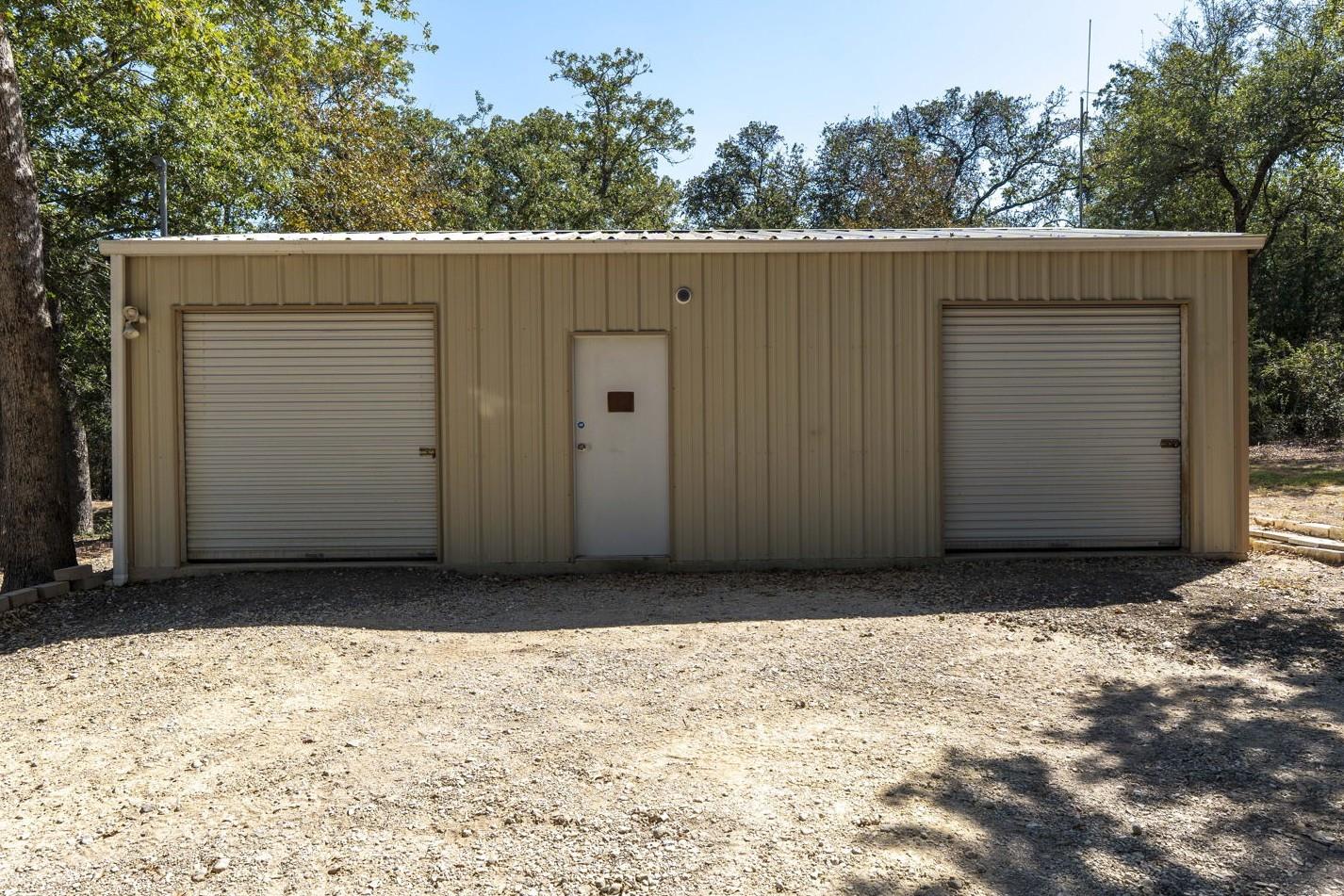 220 Clydesdale Dr Property Photo 34