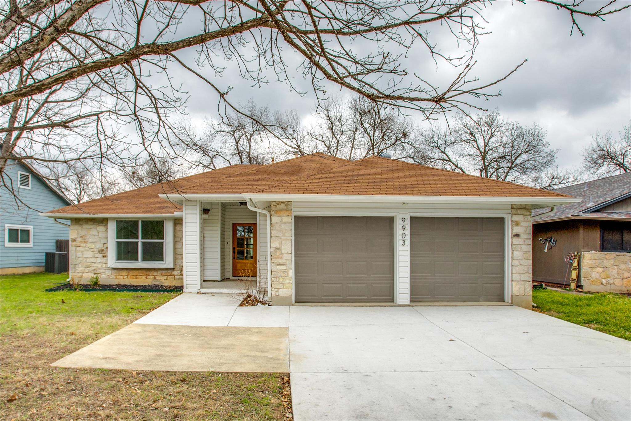 9903 Briar Ridge Dr Property Photo
