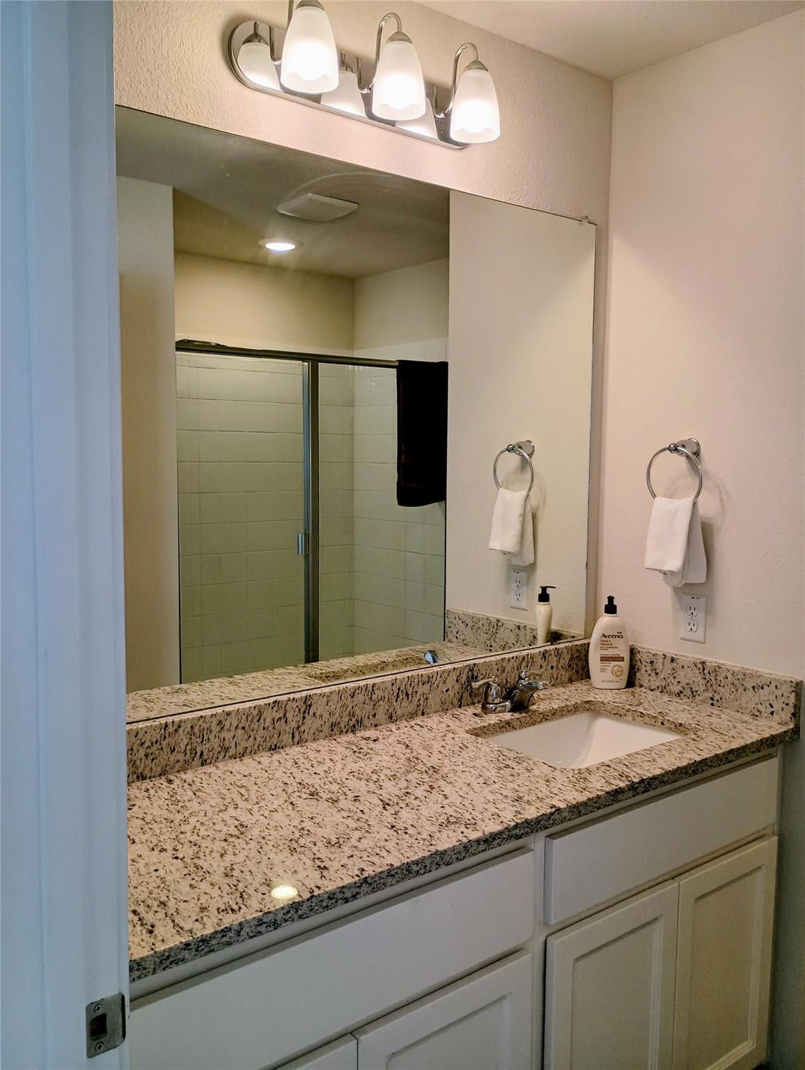 10615 Ridan Way Property Photo 15