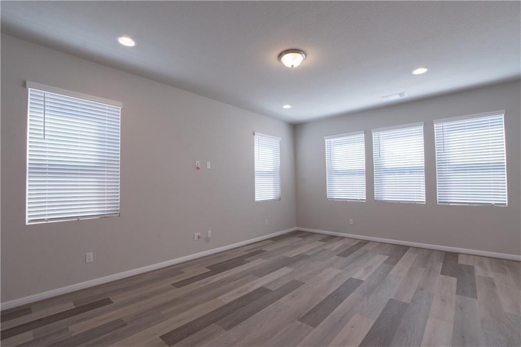 177 Fluttermill Loop Property Photo 13
