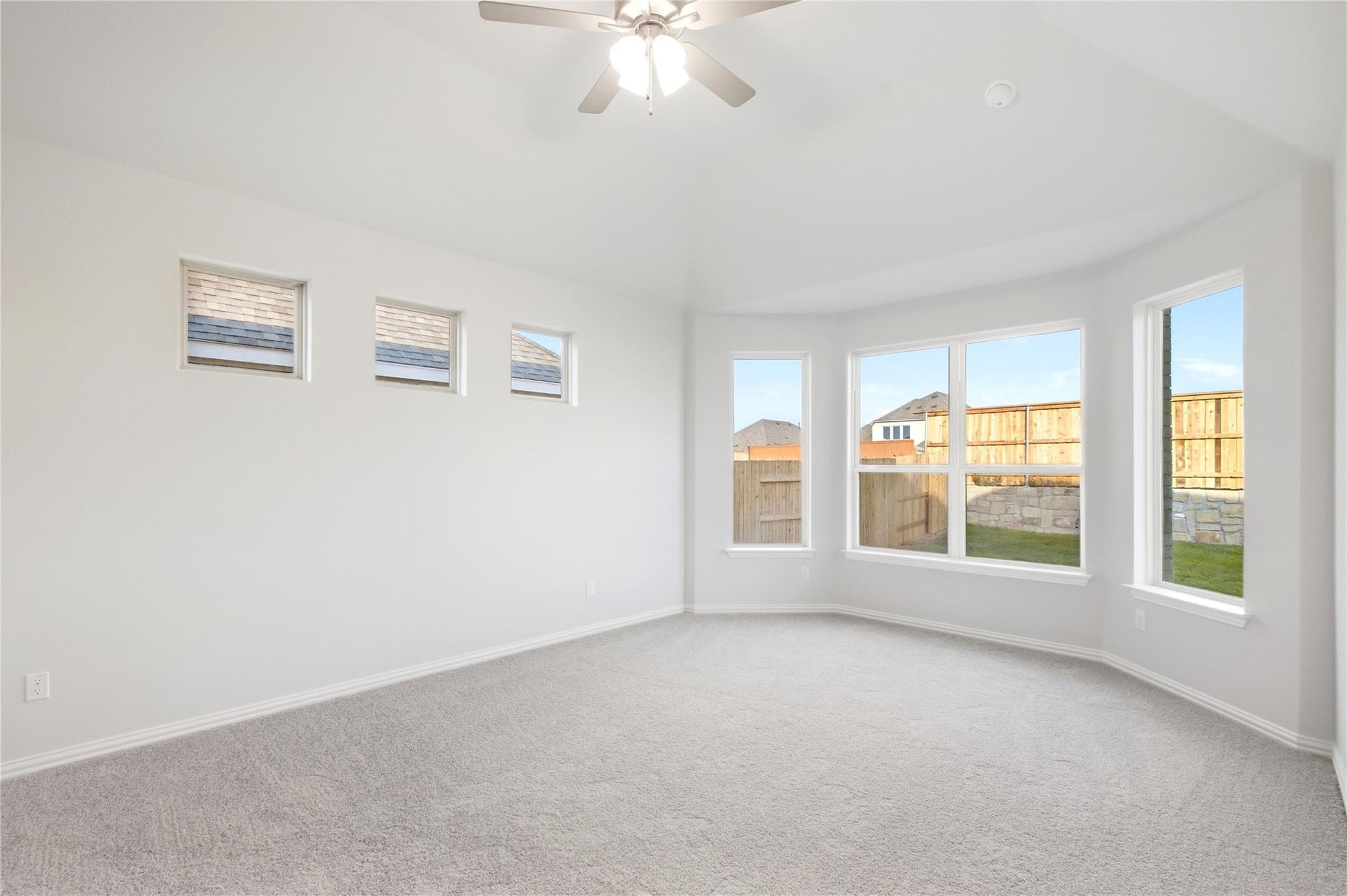 409 Grey Leaf Rd Property Photo 15