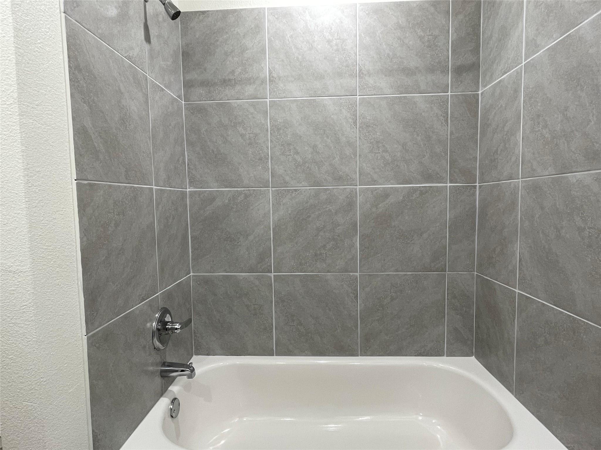 2313 Zanoletti Ct Property Photo 9