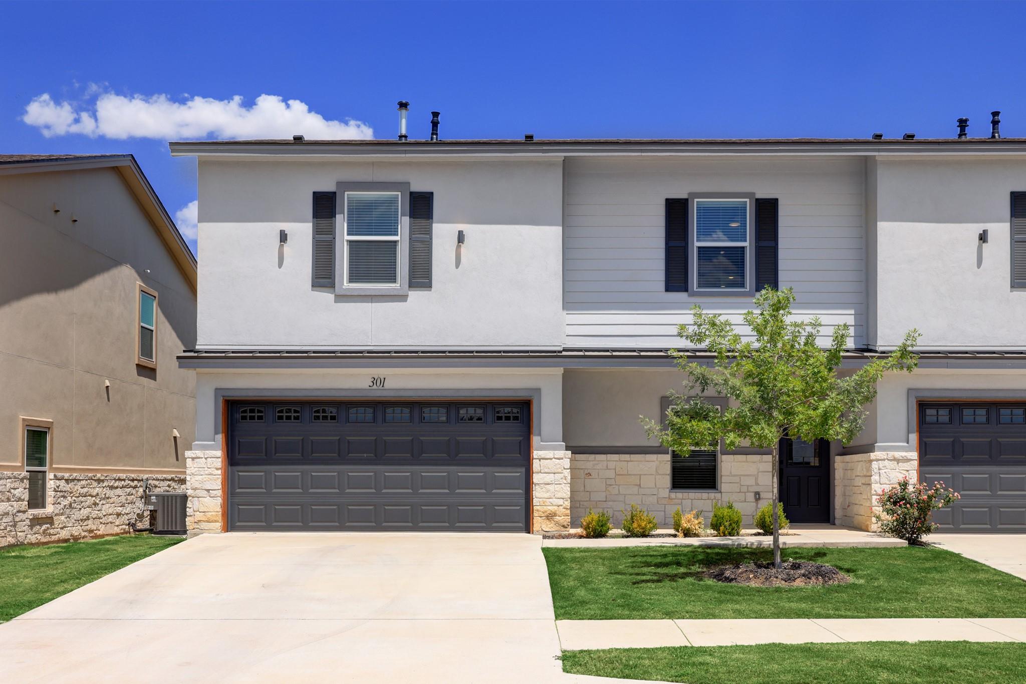 2105 Tiger Trl #301 Property Photo 1