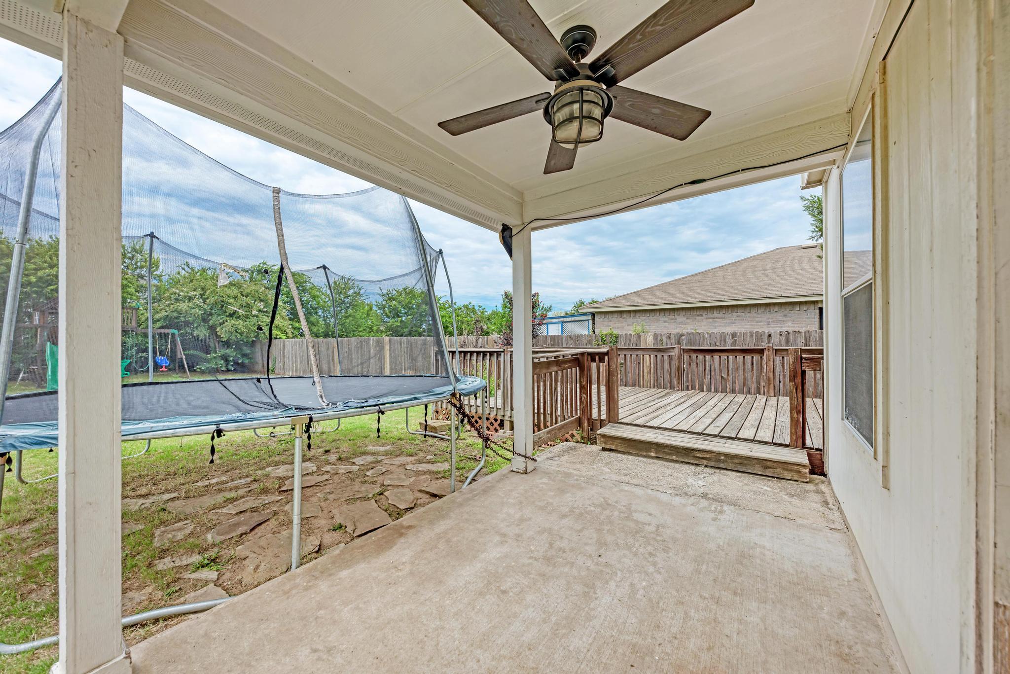 913 Whitley Dr Property Photo 31