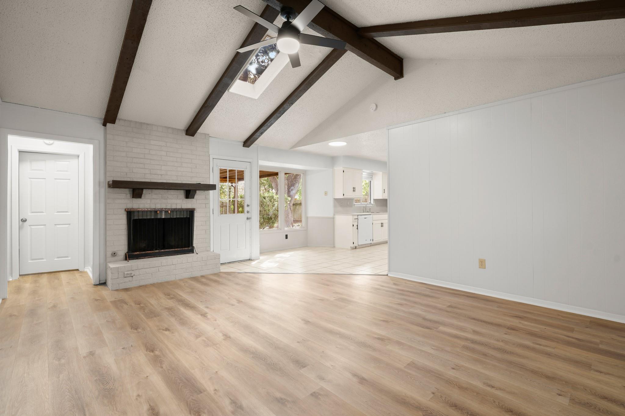 2600 Greenland Ln Property Photo 3