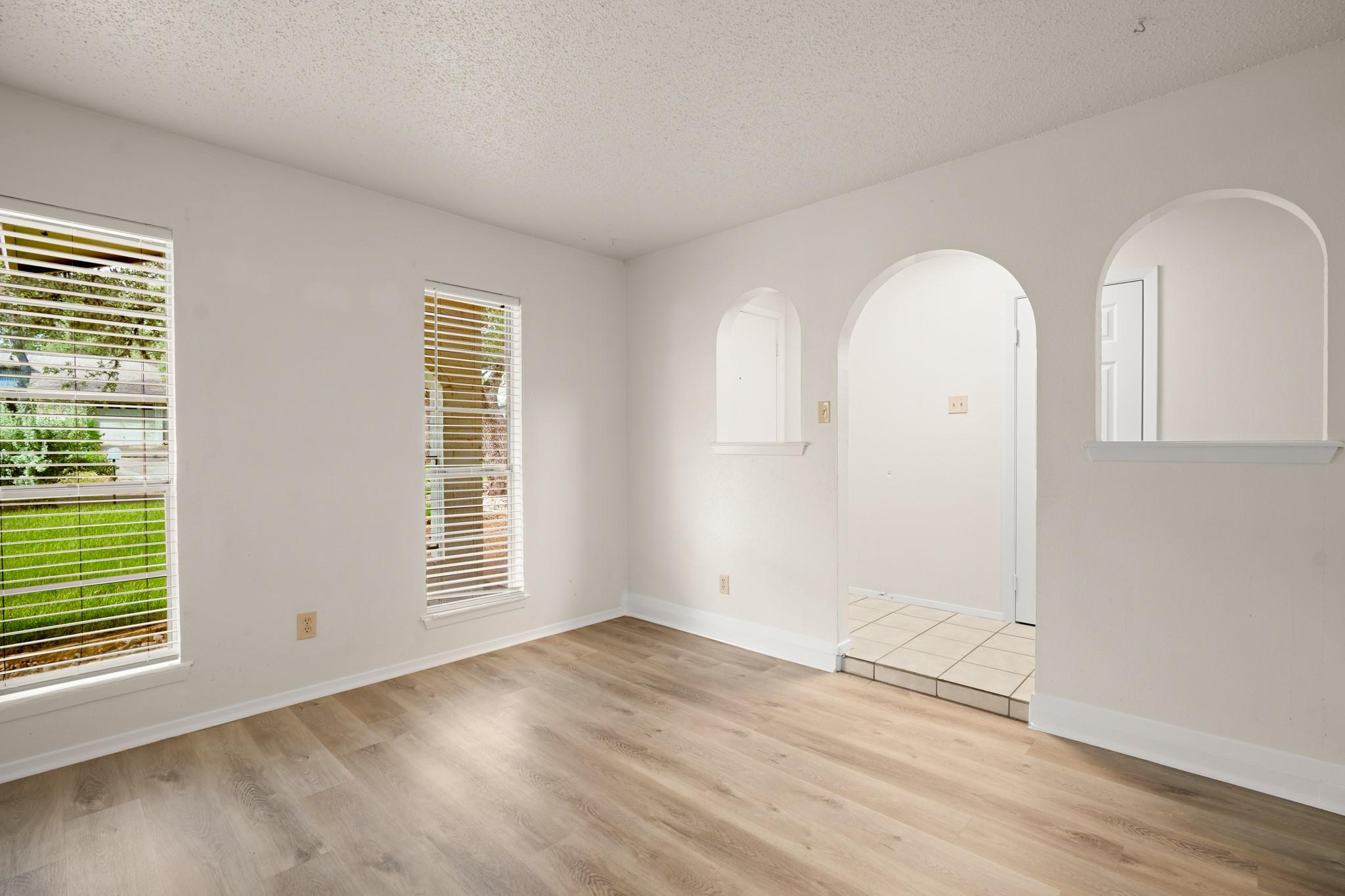 2600 Greenland Ln Property Photo 9