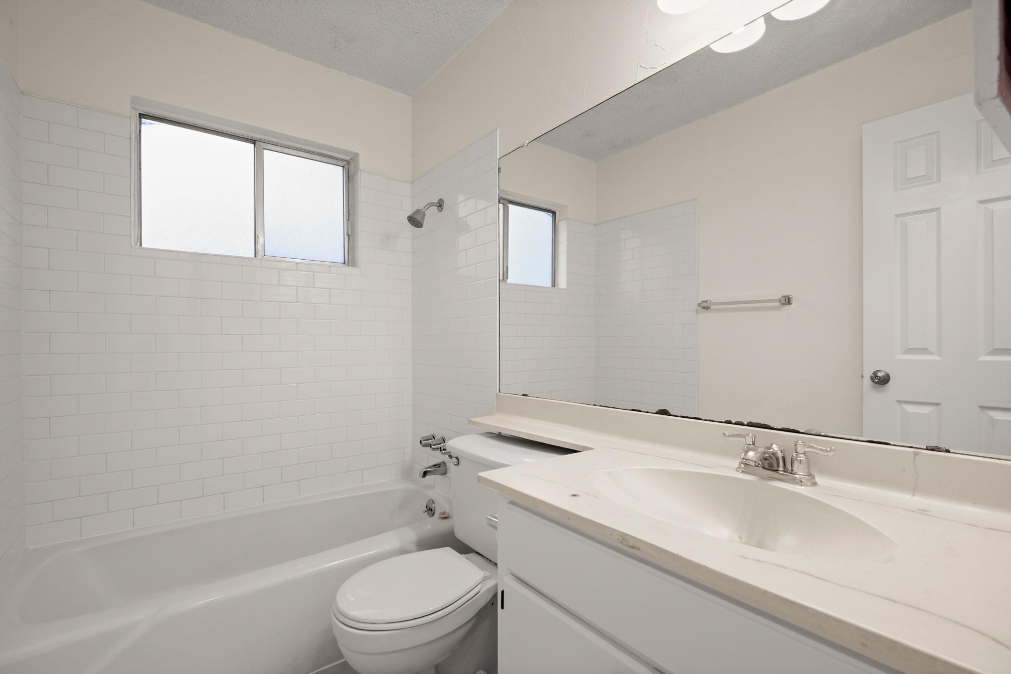 2600 Greenland Ln Property Photo 12