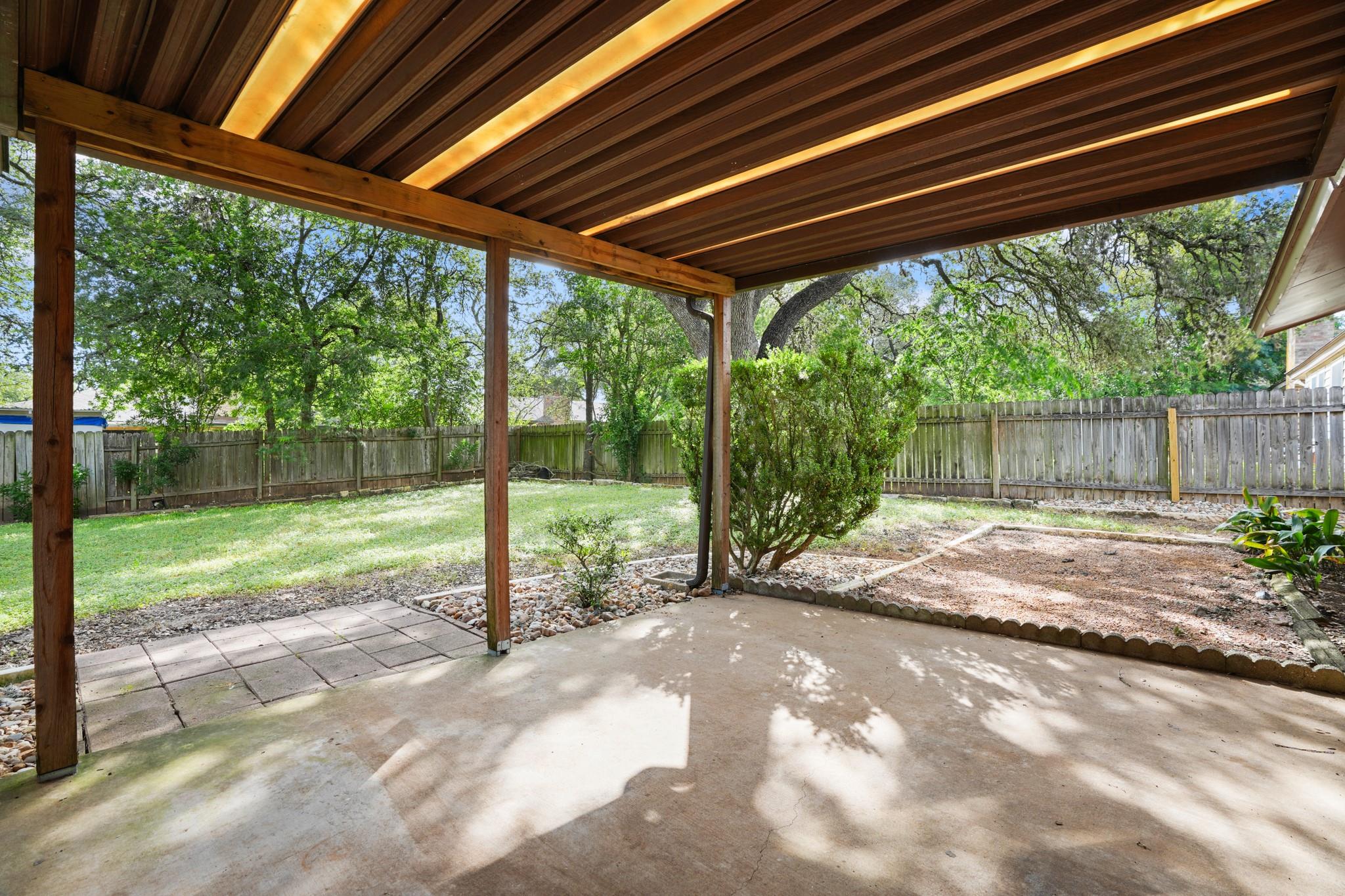 2600 Greenland Ln Property Photo 18