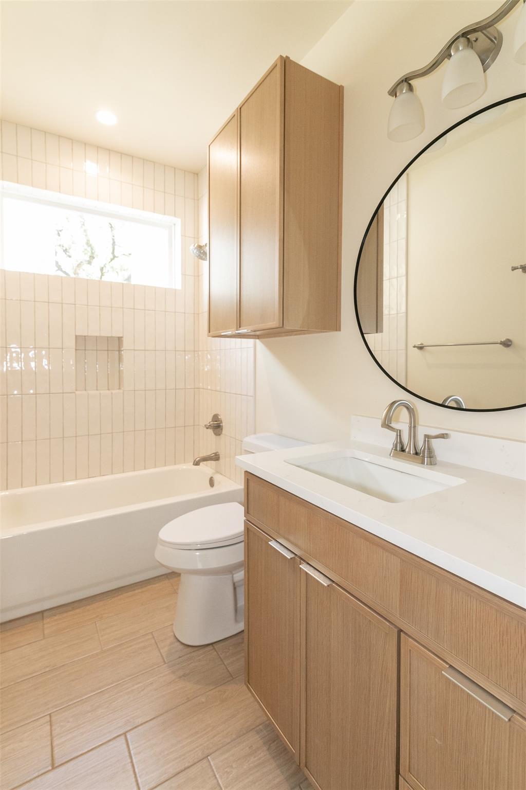1012 W Milton St #c Property Photo 7