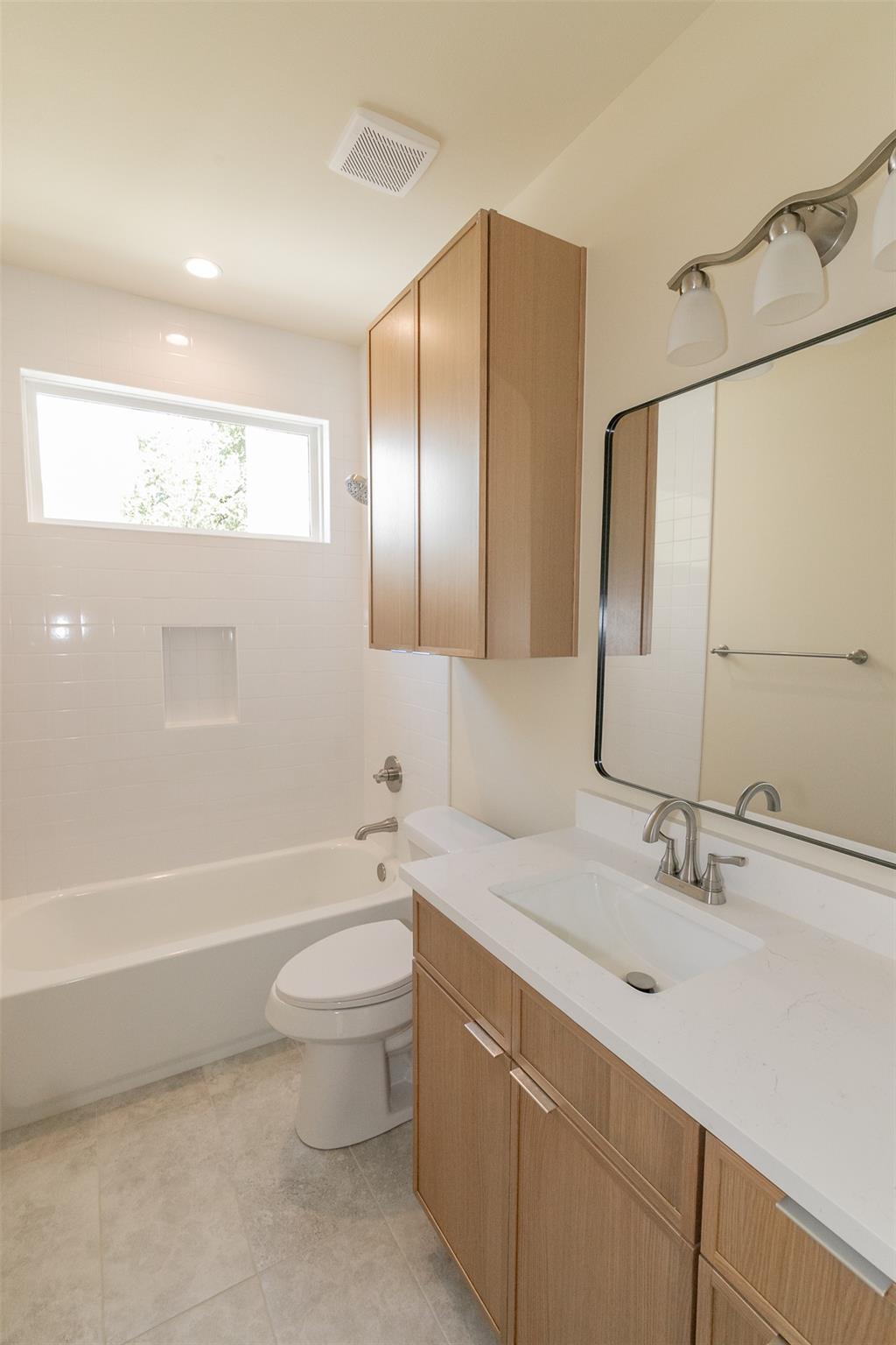1012 W Milton St #c Property Photo 11
