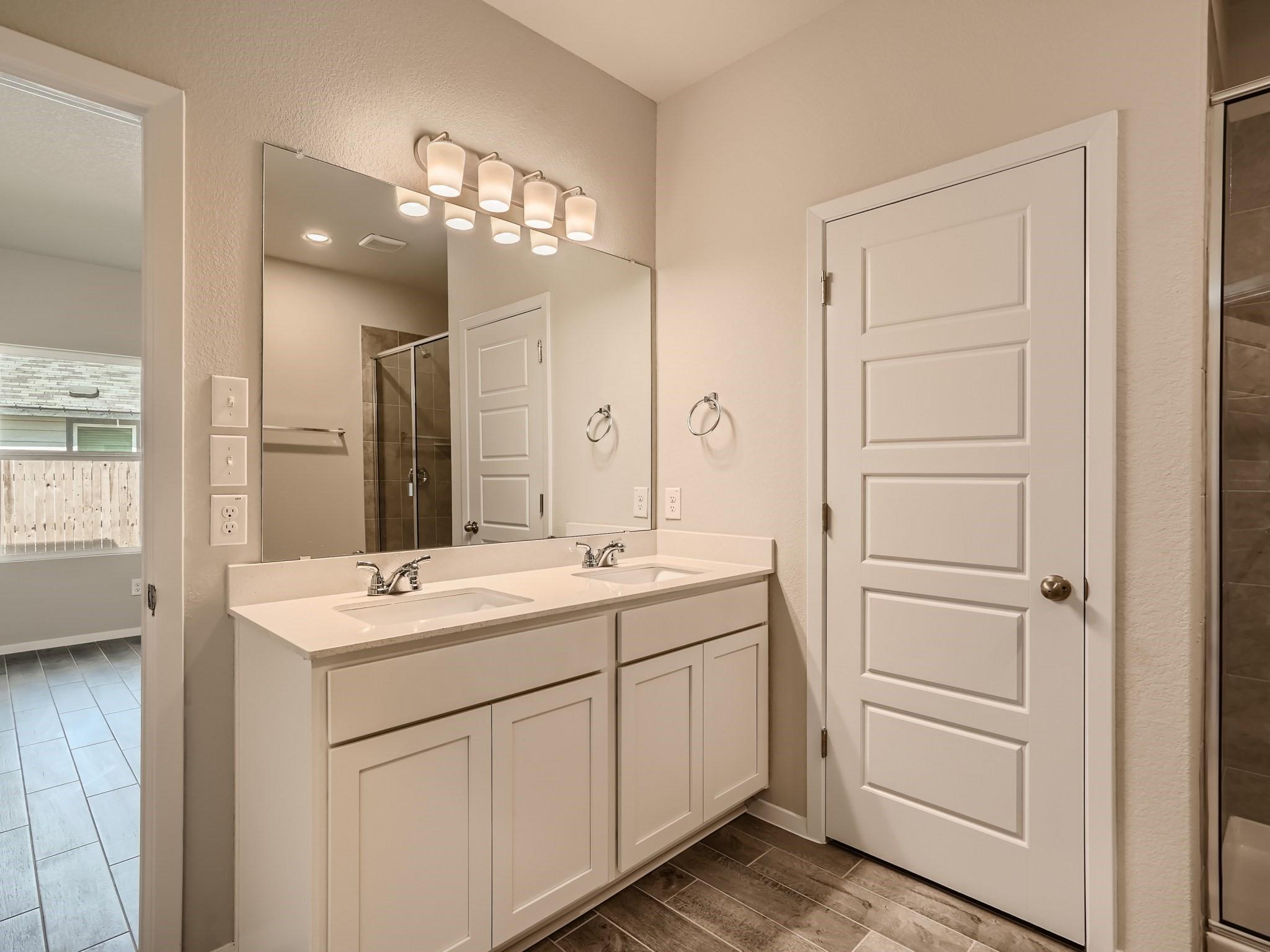 137 Delta Crst Property Photo 17
