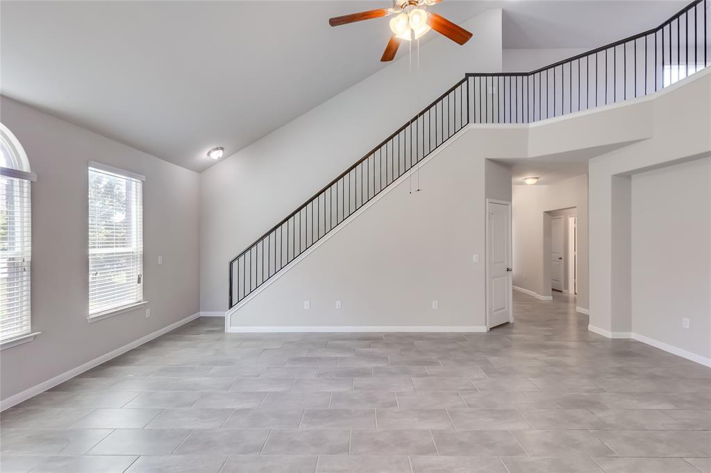 11608 Reading Ct Property Photo 7