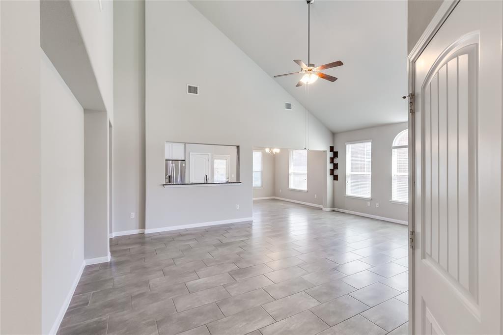 11608 Reading Ct Property Photo 8