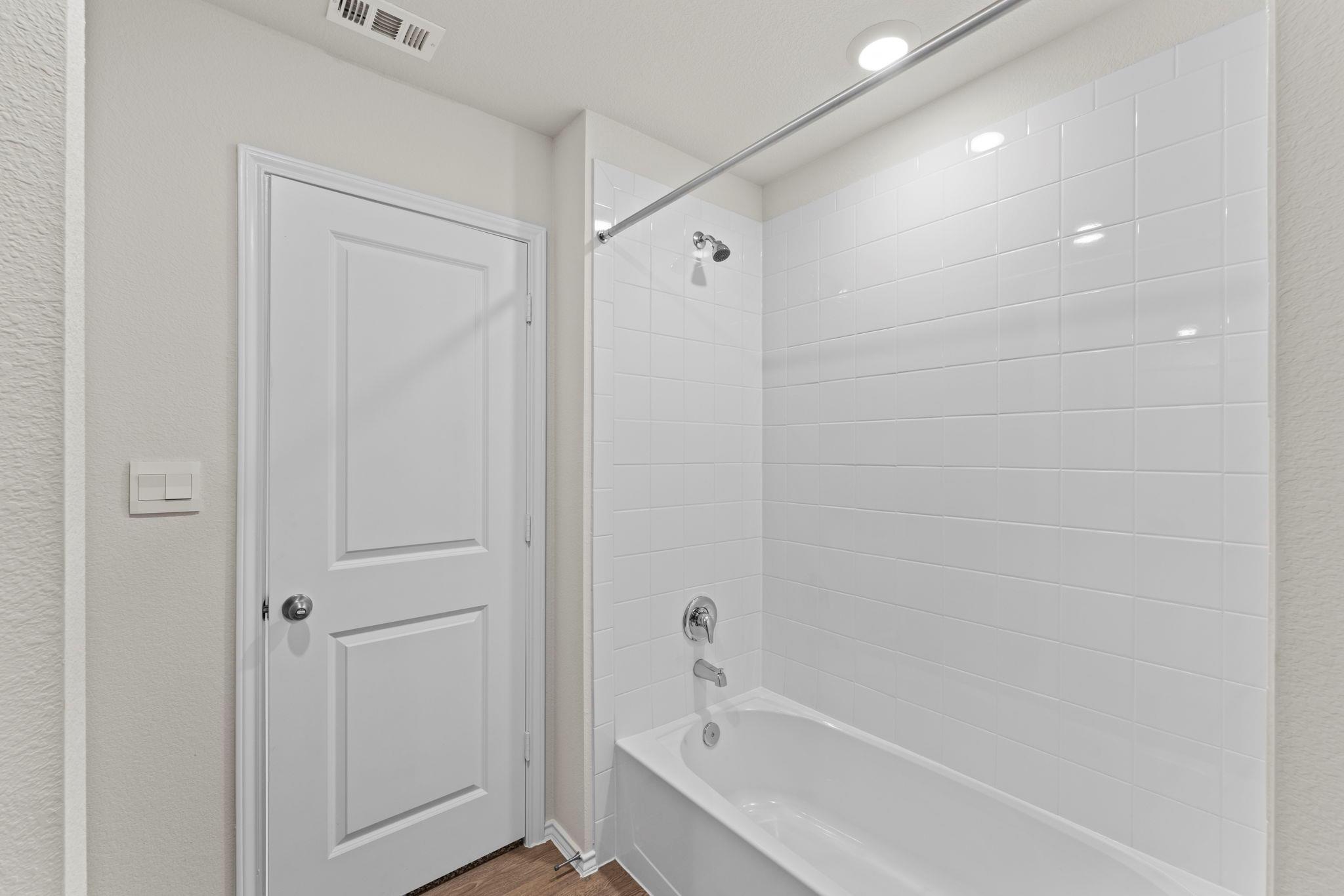 426 Gallaher Bnd Property Photo 28