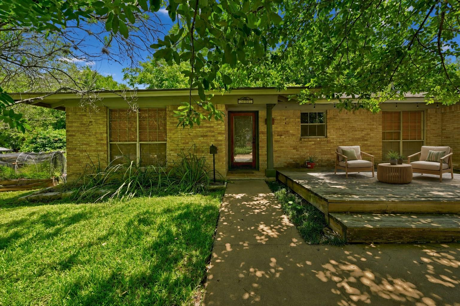 3403 Winfield Dr Property Photo 3