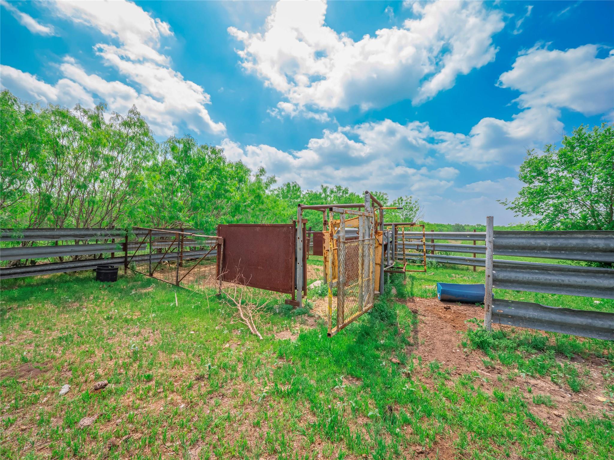 2850 Bylerpool Rd Property Photo 9