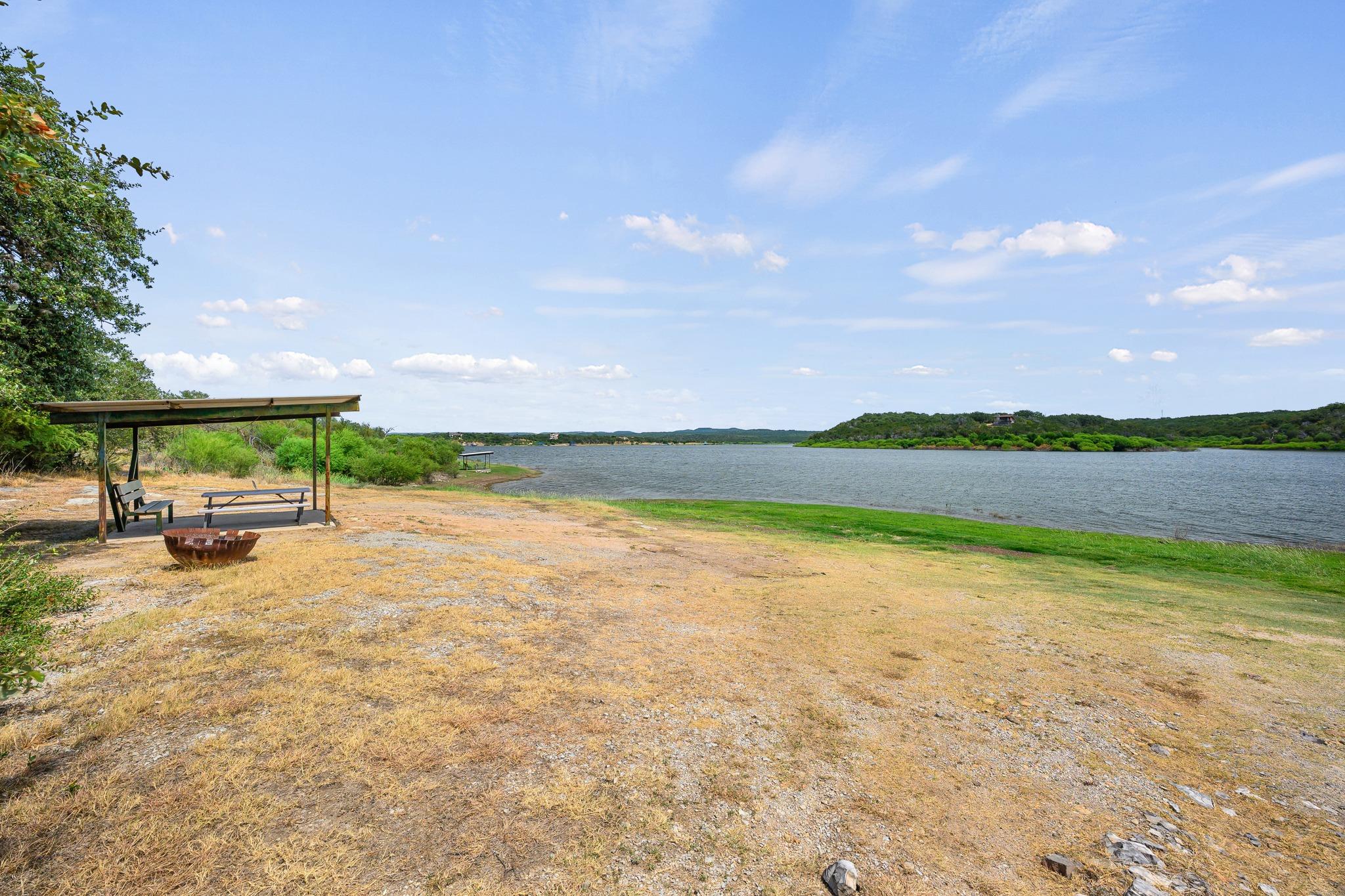 301 Yonder Dr Property Photo 40