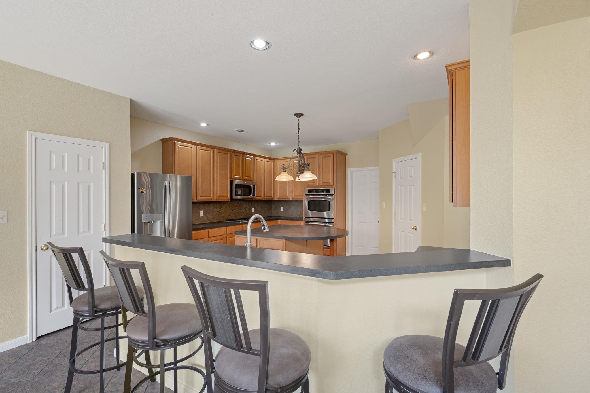 707 House Wren Loop Property Photo 4