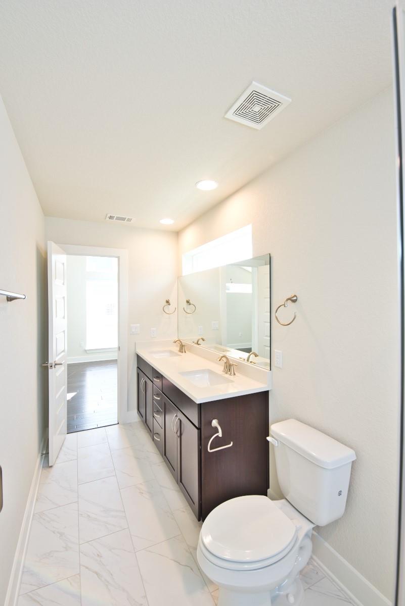2020 Cleese Dr #184c Property Photo 11