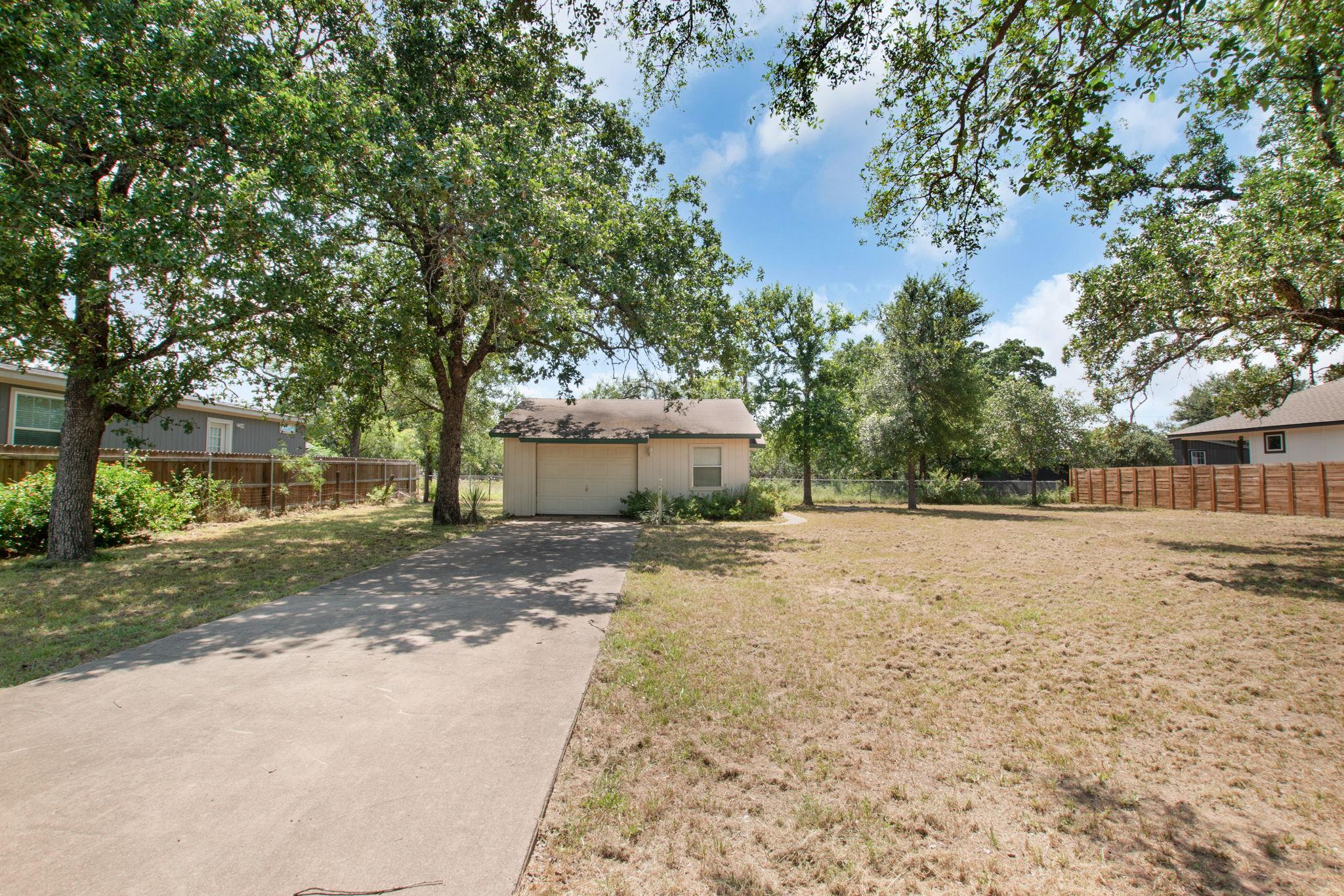 714 Pine Ln Property Photo 10