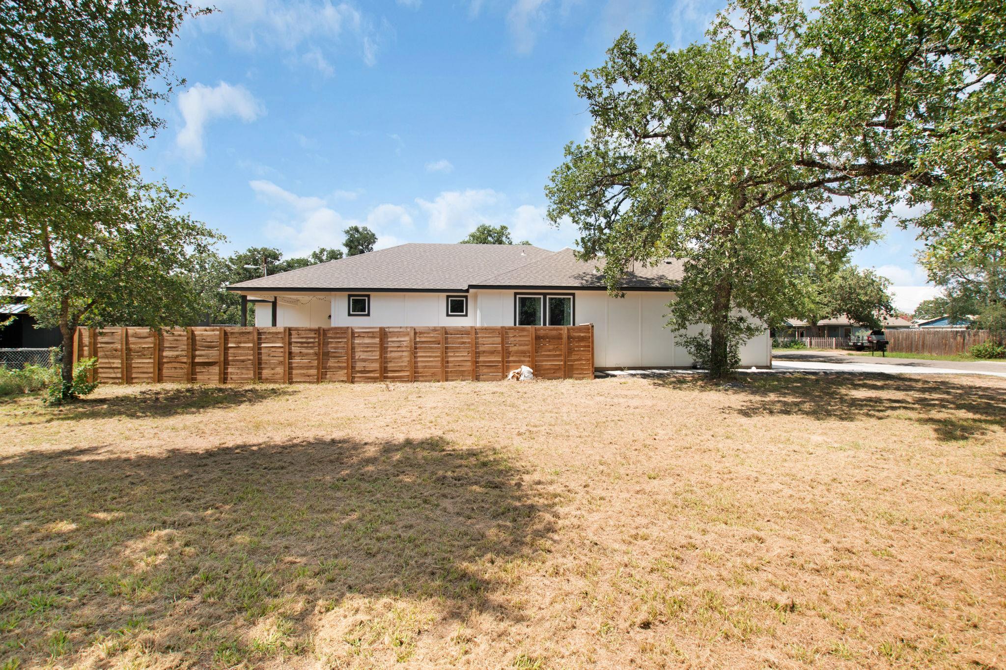 714 Pine Ln Property Photo 12