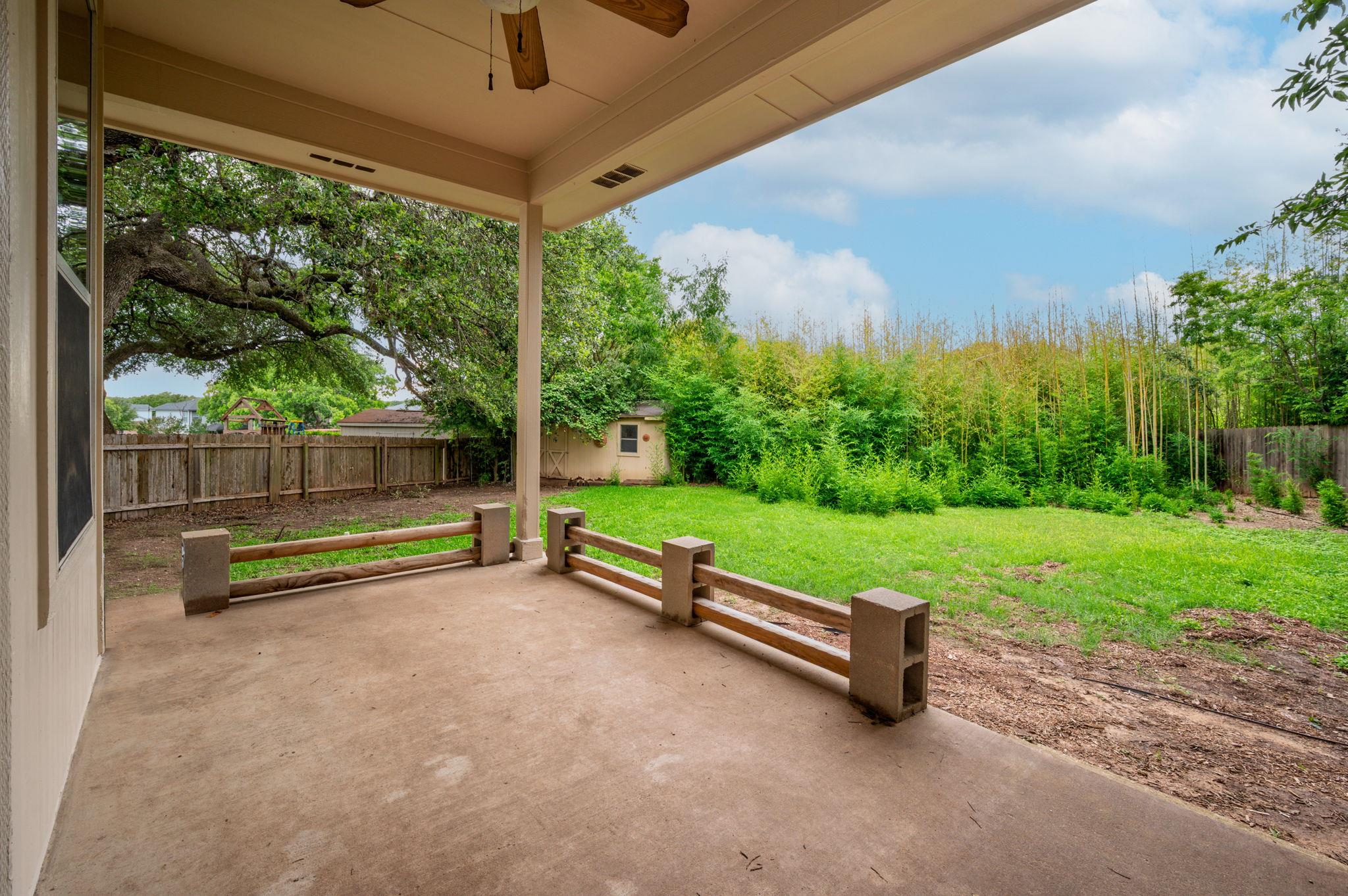 1112 Sundrop Pl Property Photo 40