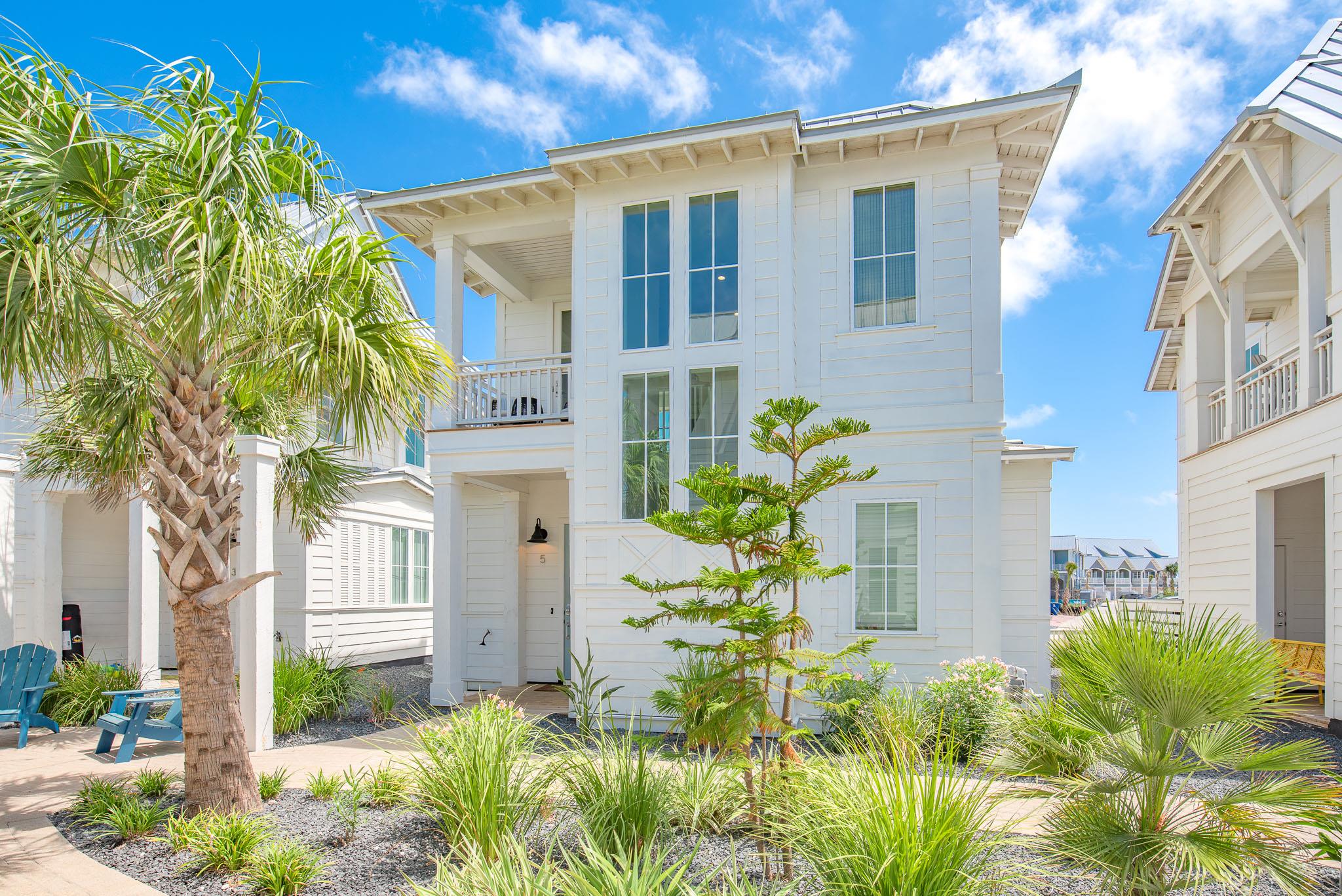 214 Sunset Ave #5