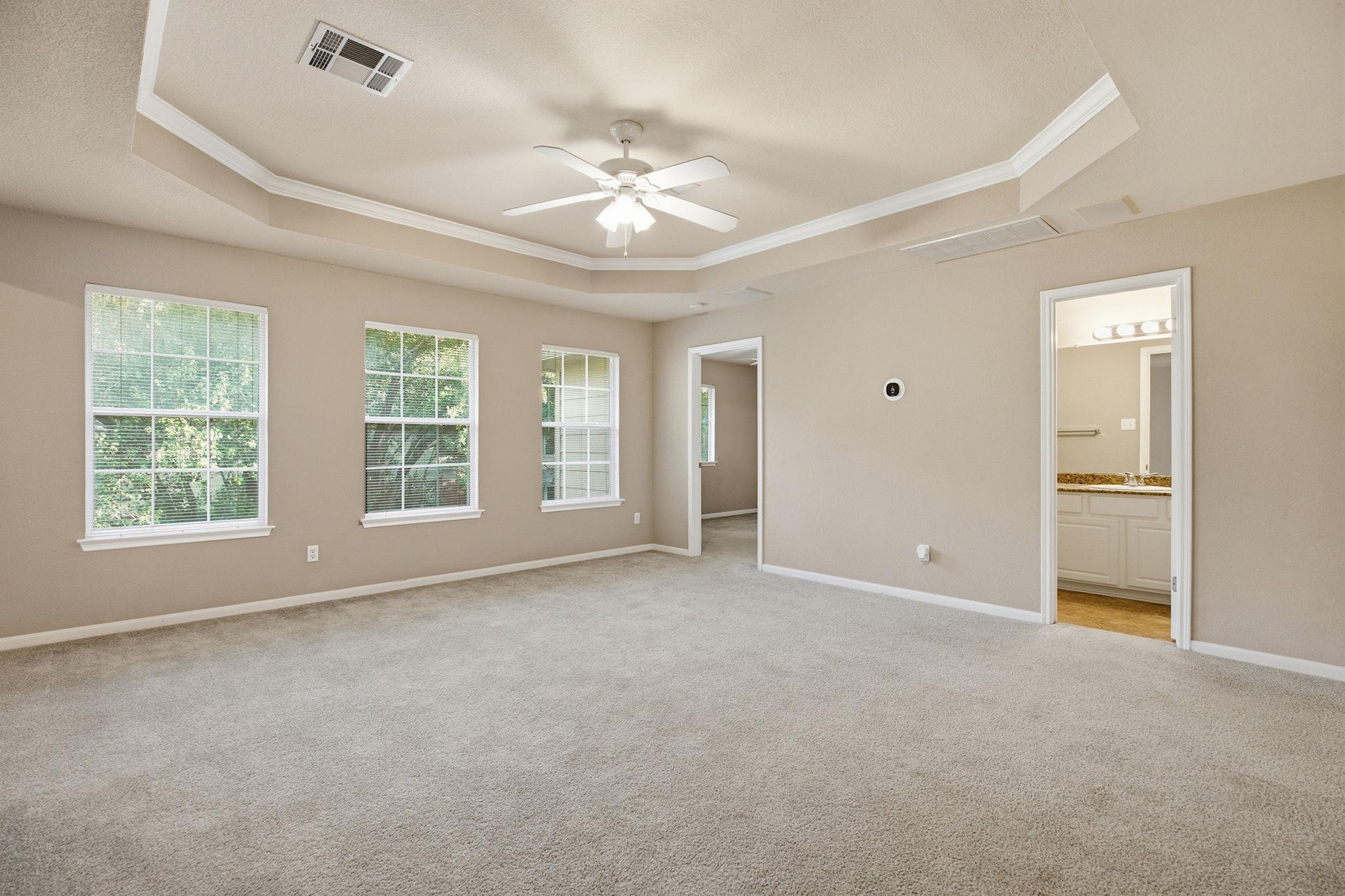 2021 Woodglen Dr Property Photo 23