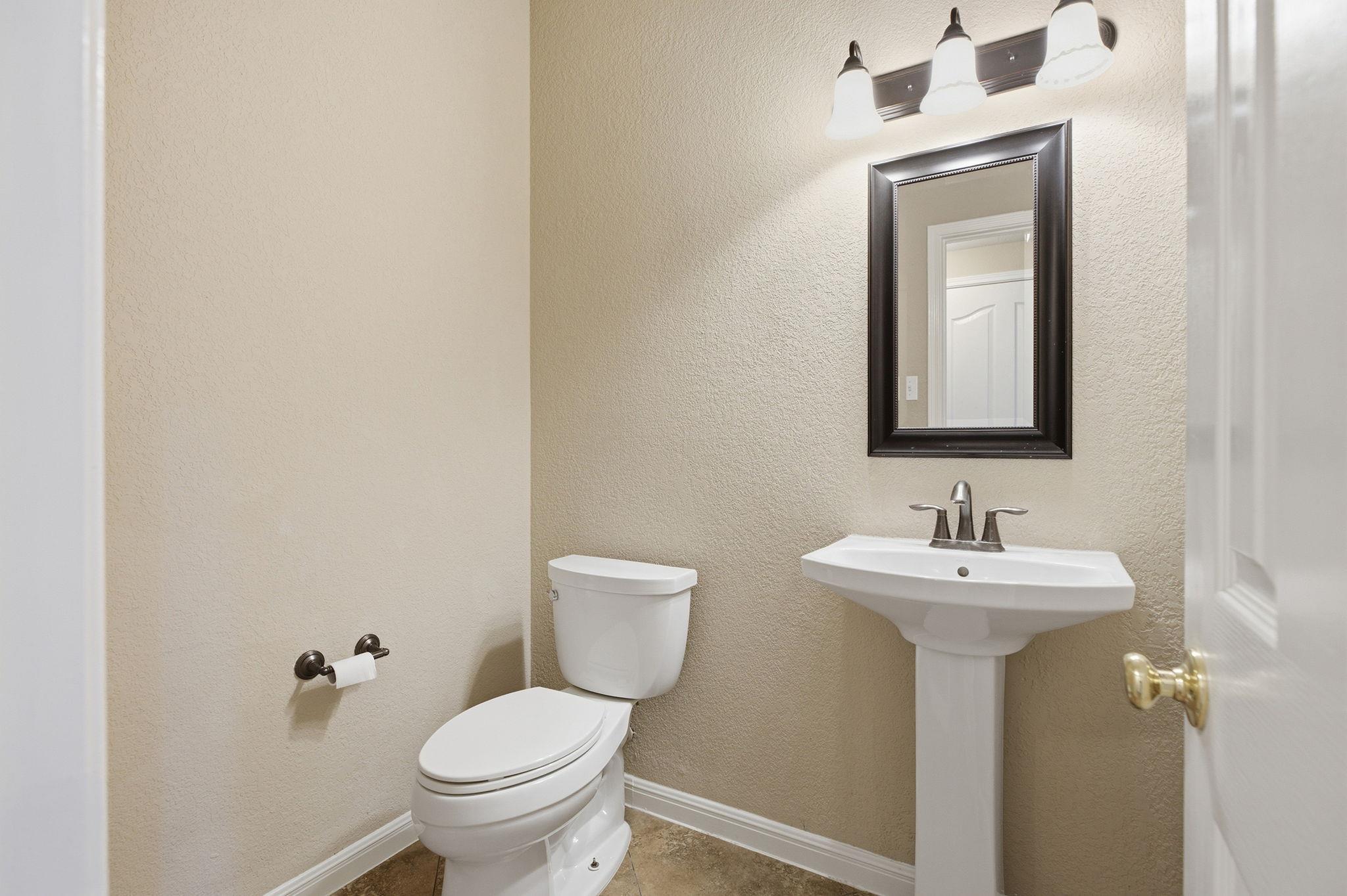 2021 Woodglen Dr Property Photo 31