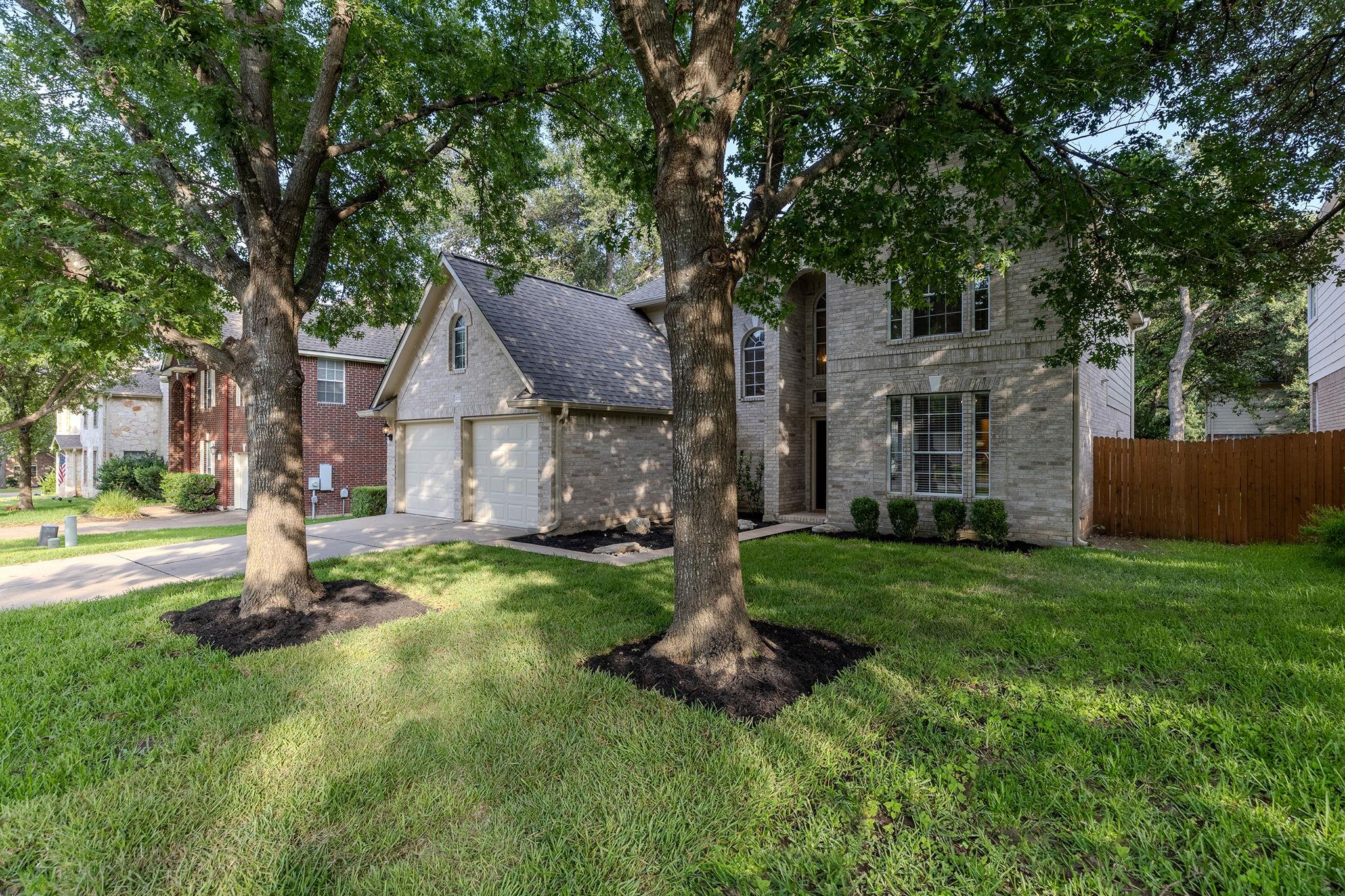 2021 Woodglen Dr Property Photo 39