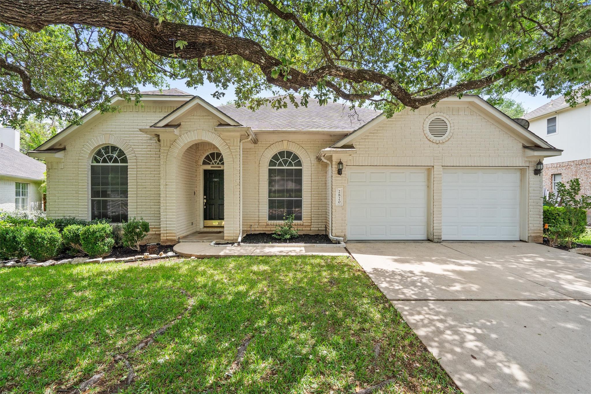 2820 Blue Jay Dr Property Photo