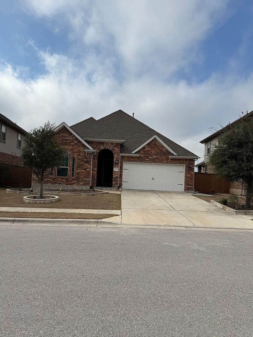 2637 Enza Dr Property Photo 1