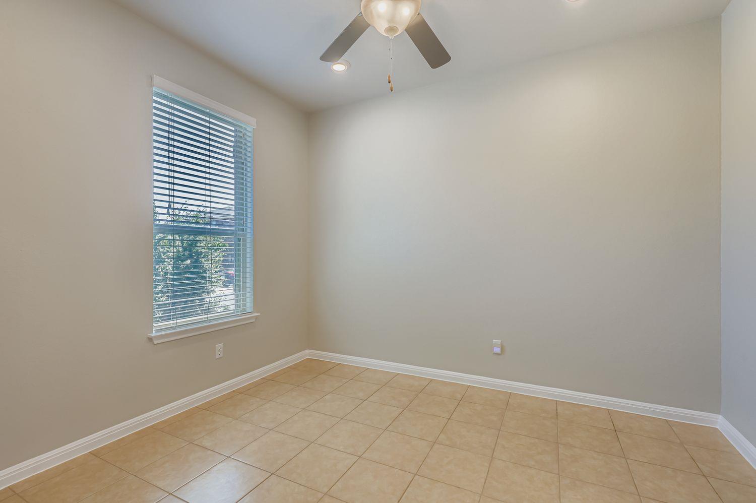 1521 Ida Nell Pearson St Property Photo 8