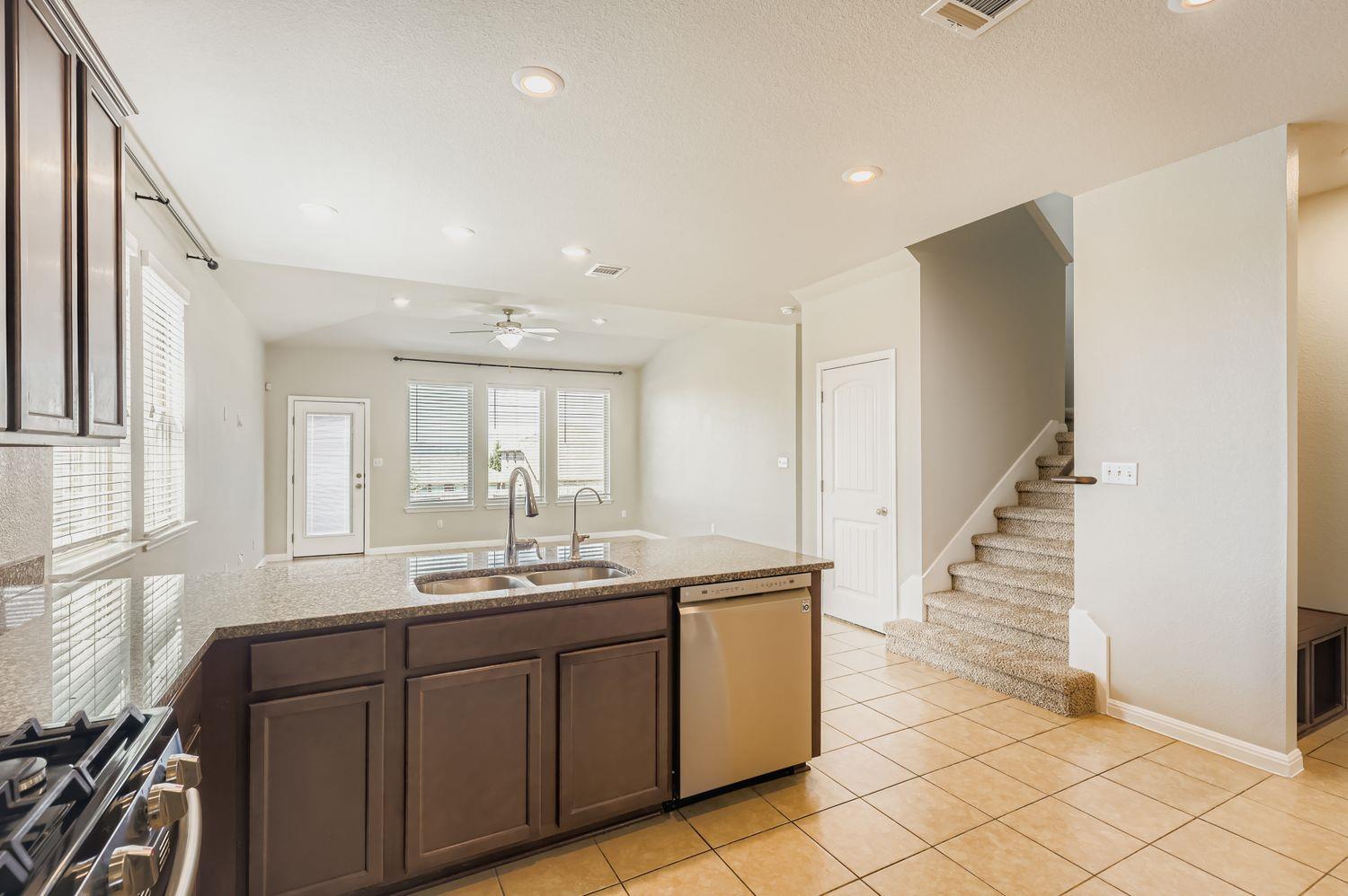 1521 Ida Nell Pearson St Property Photo 12