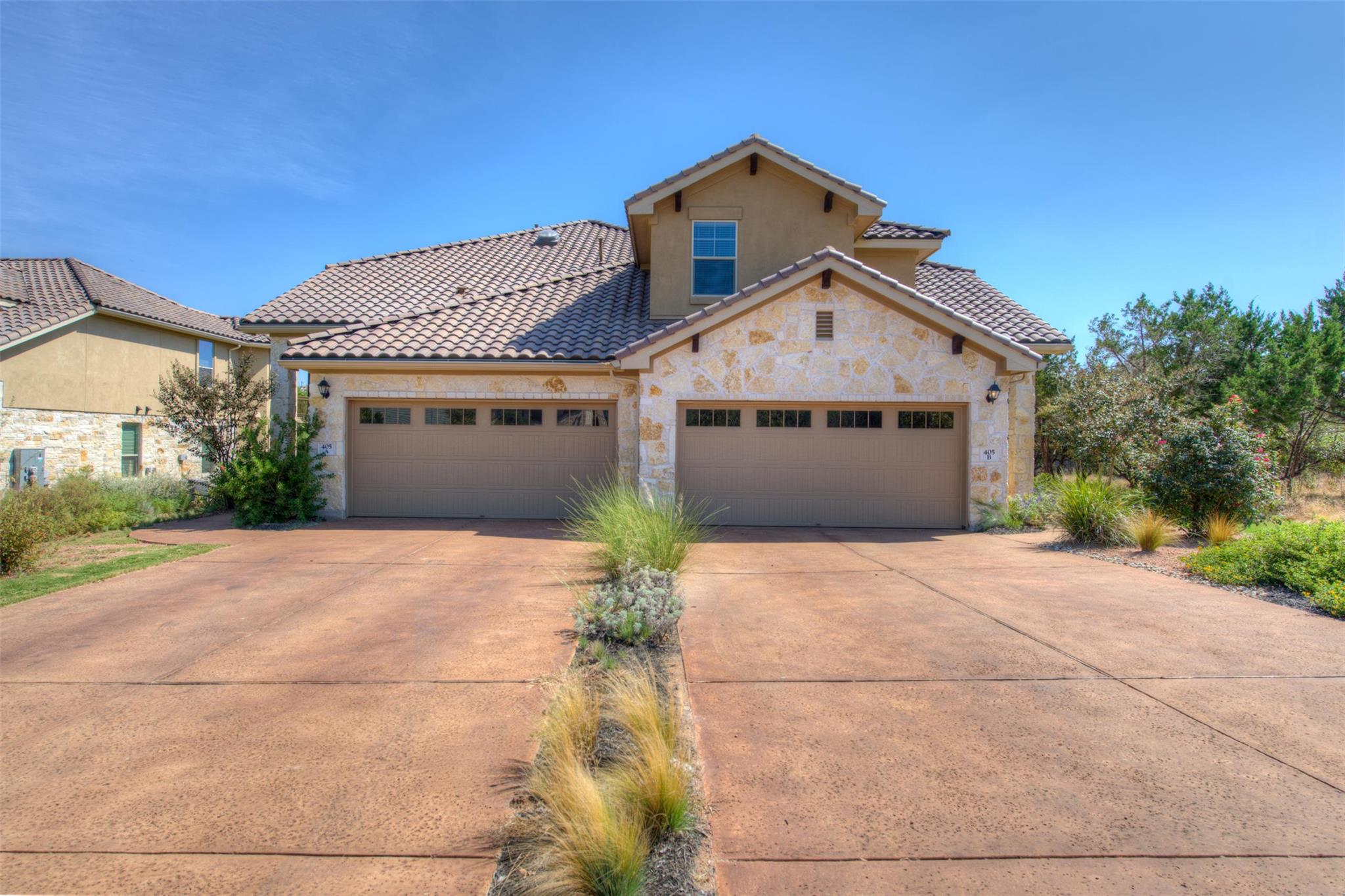 405 S Meadowlark St #b Property Photo 2