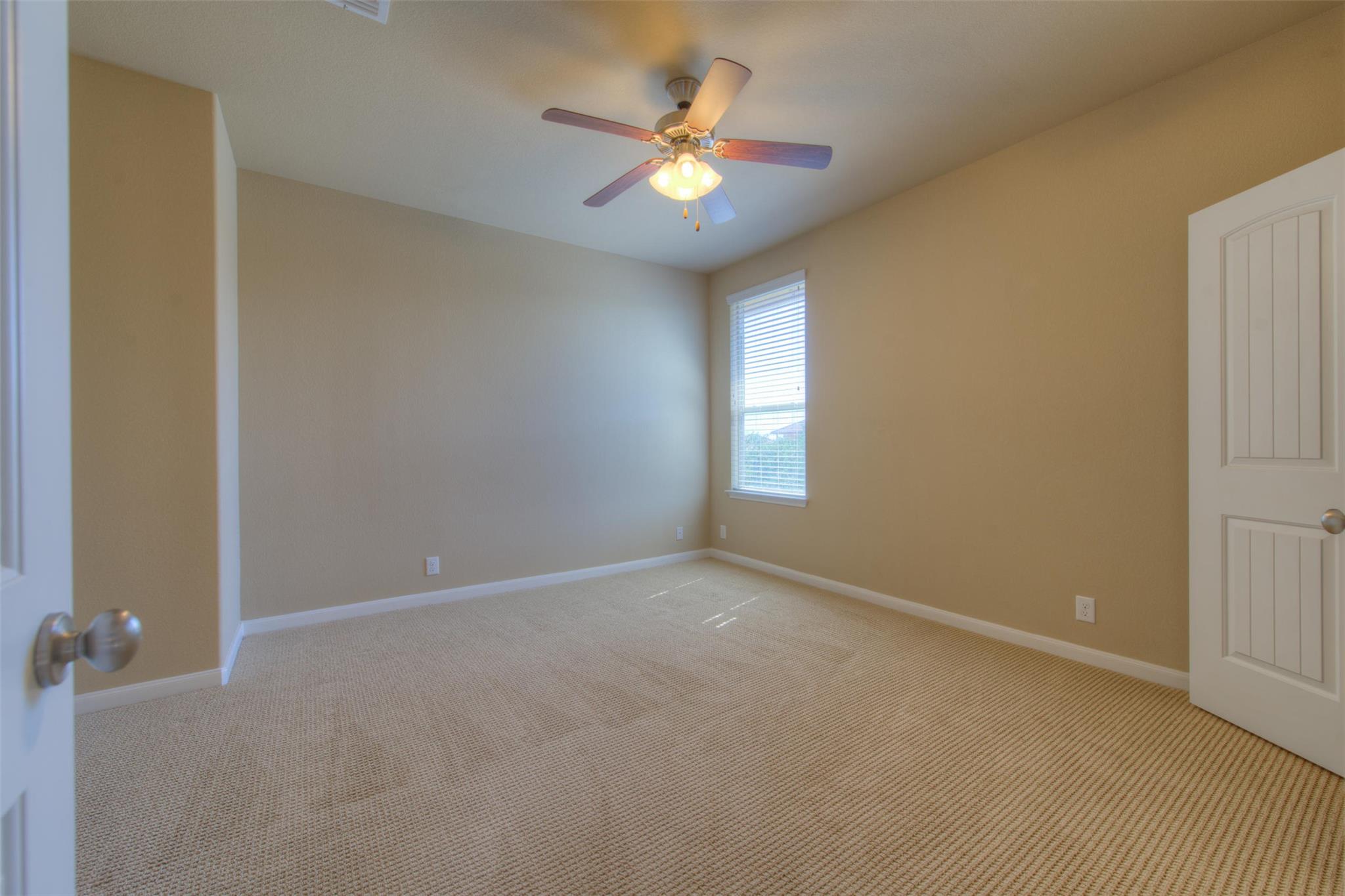 405 S Meadowlark St #b Property Photo 32
