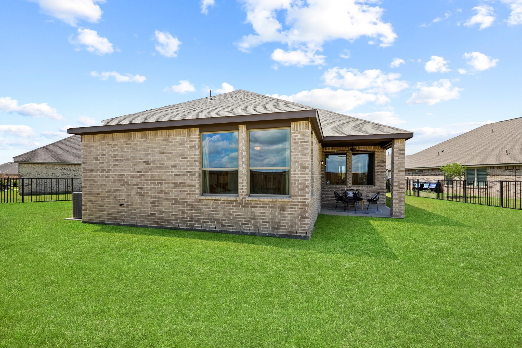 425 Blue Vervain Trl Property Photo 32