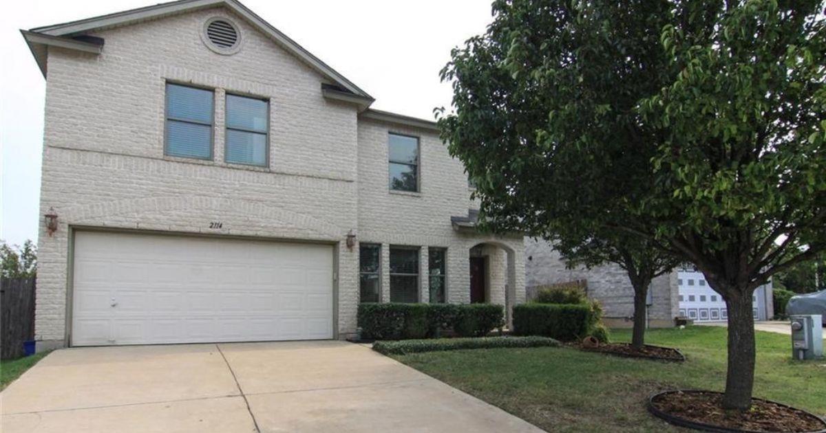 2114 Cottontail Dr Property Photo 1