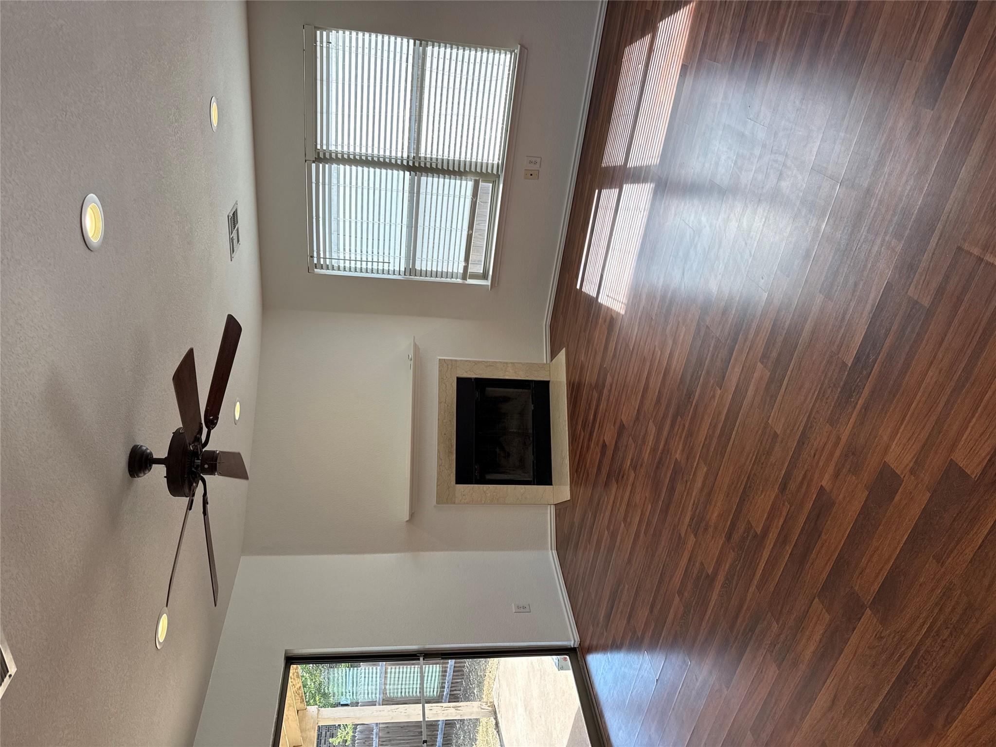 2114 Cottontail Dr Property Photo 8