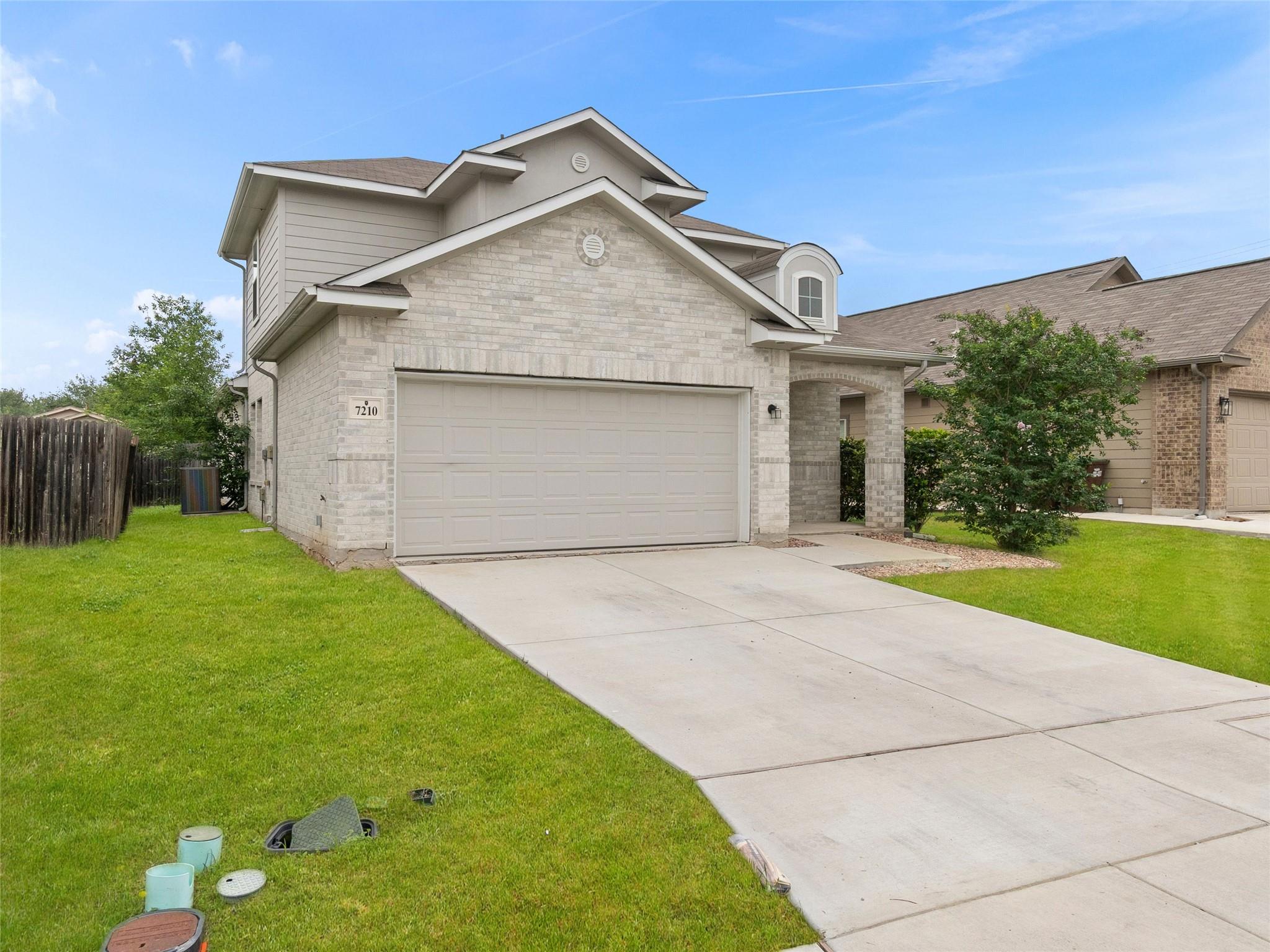 7210 Archers Grv Property Photo 2