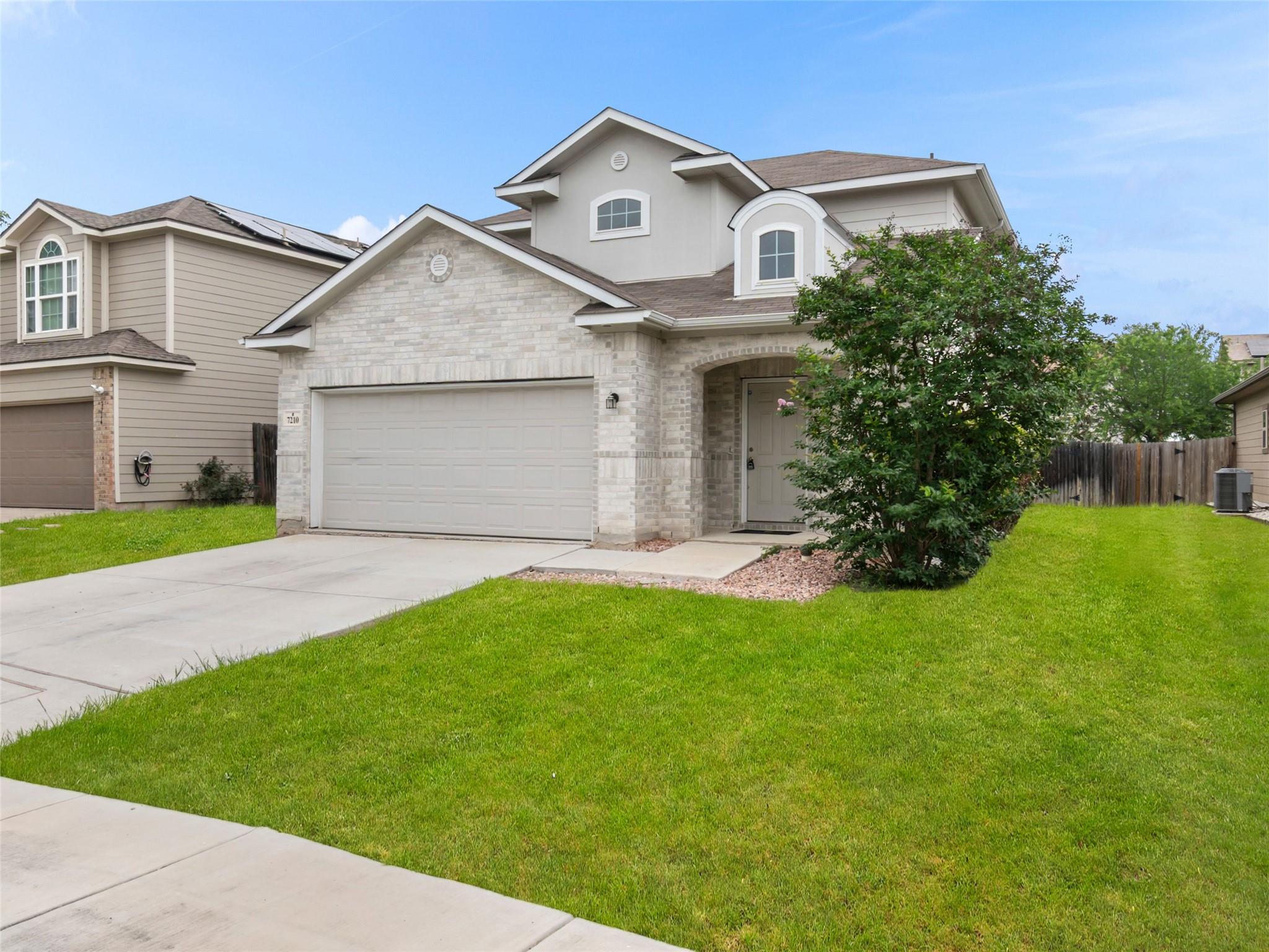 7210 Archers Grv Property Photo 4