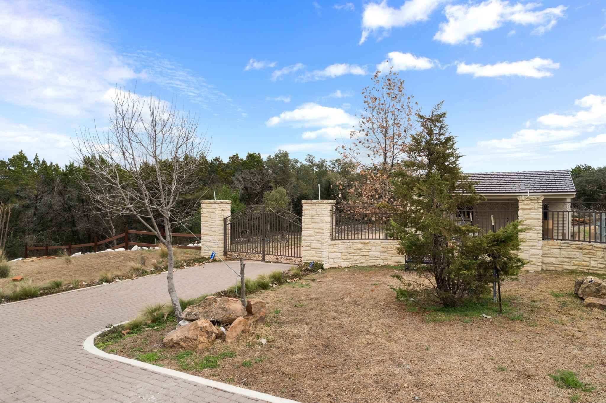 15900 Booth Cir Property Photo 20