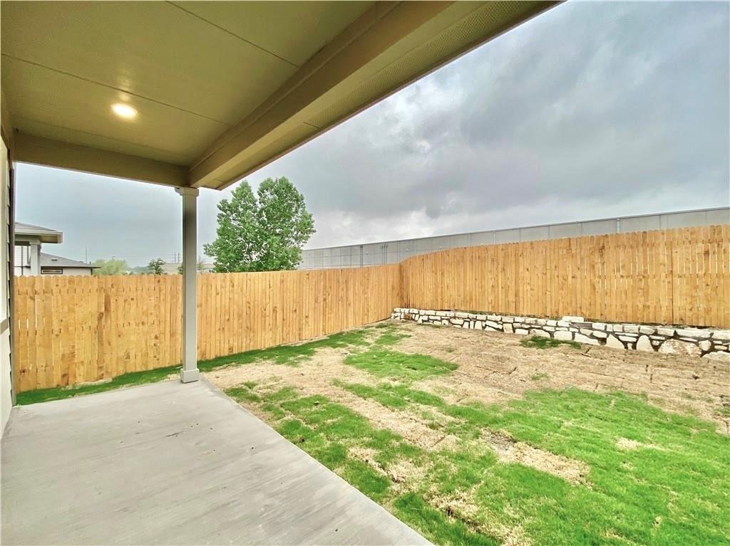 13816 Lubeck Dr Property Photo 38