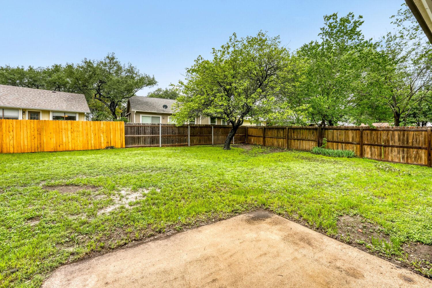 11922 Meadowfire Dr Property Photo 14