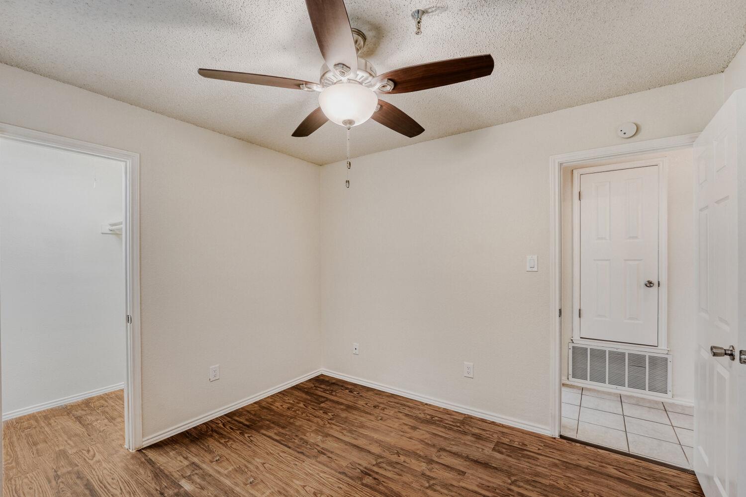 11922 Meadowfire Dr Property Photo 20