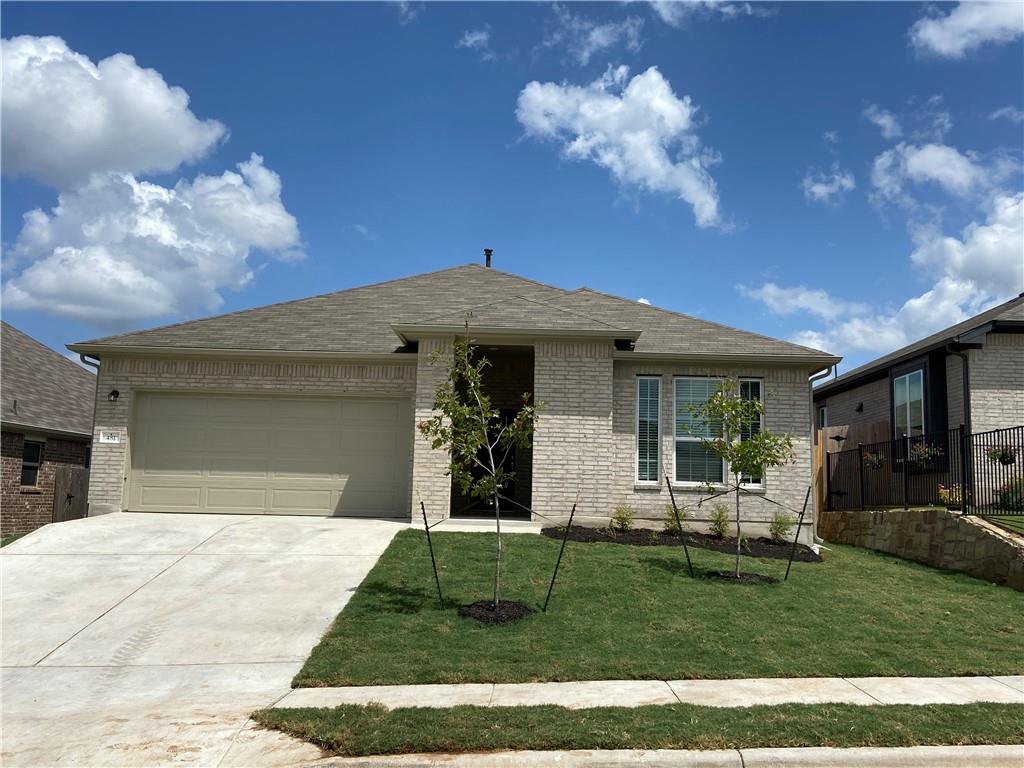 481 Leadtree Loop Property Photo 1