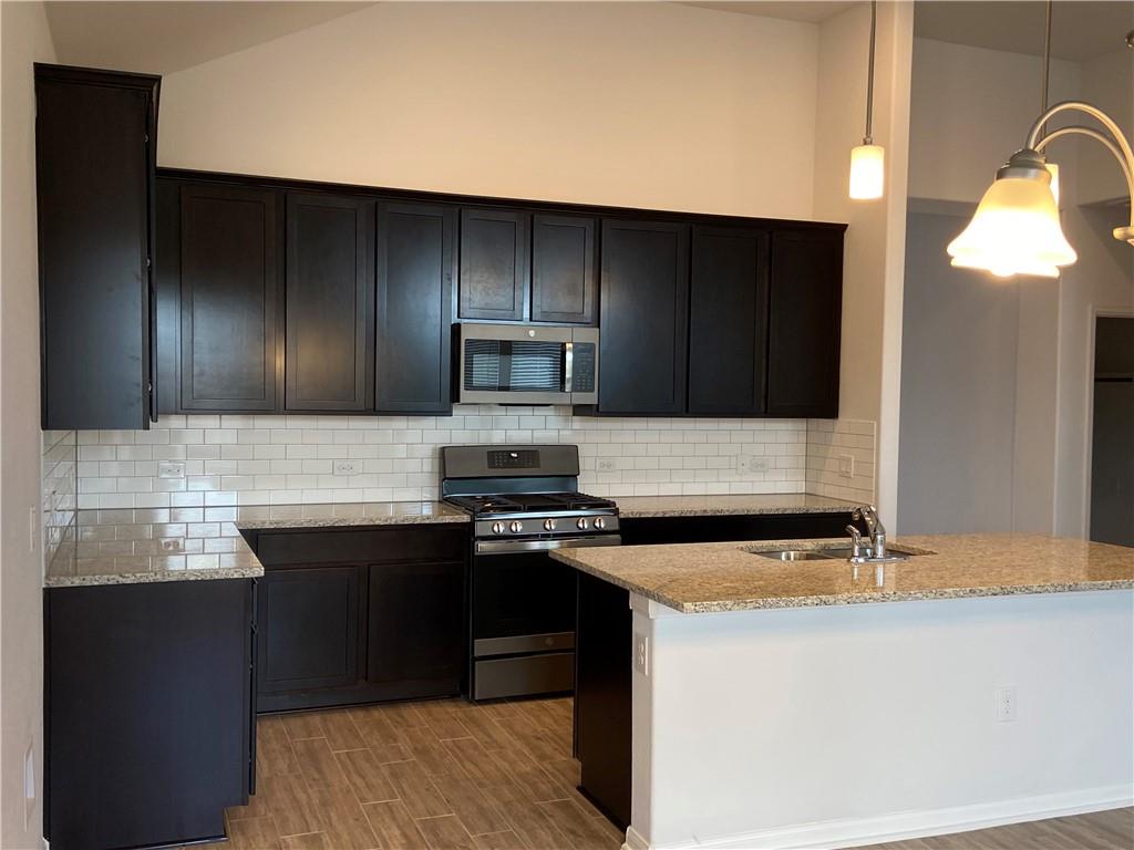 481 Leadtree Loop Property Photo 11